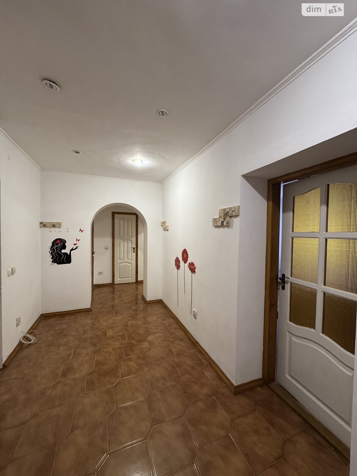 Продажа трехкомнатной квартиры в Баре, на ул. Гончарная 21, фото 1