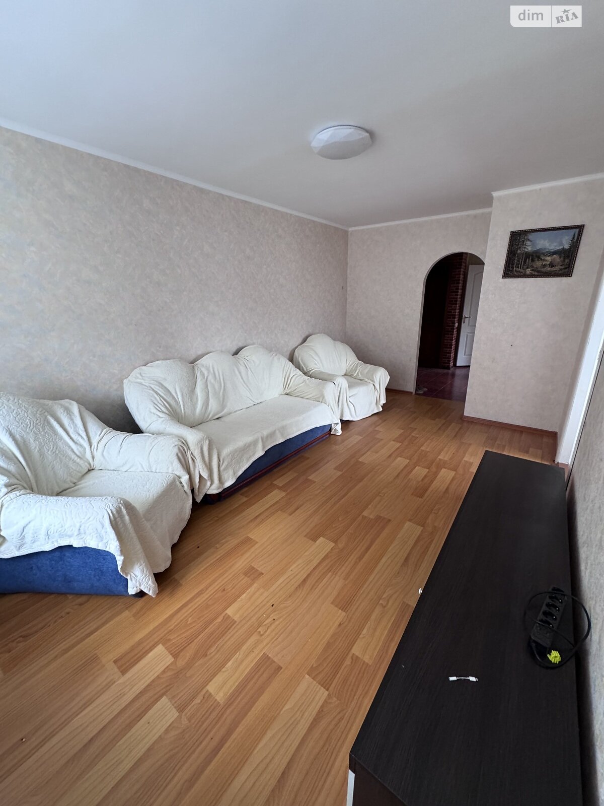 Продаж трикімнатної квартири в Барі, на вул. Миколи Леонтовича 3, район Центральний фото 1