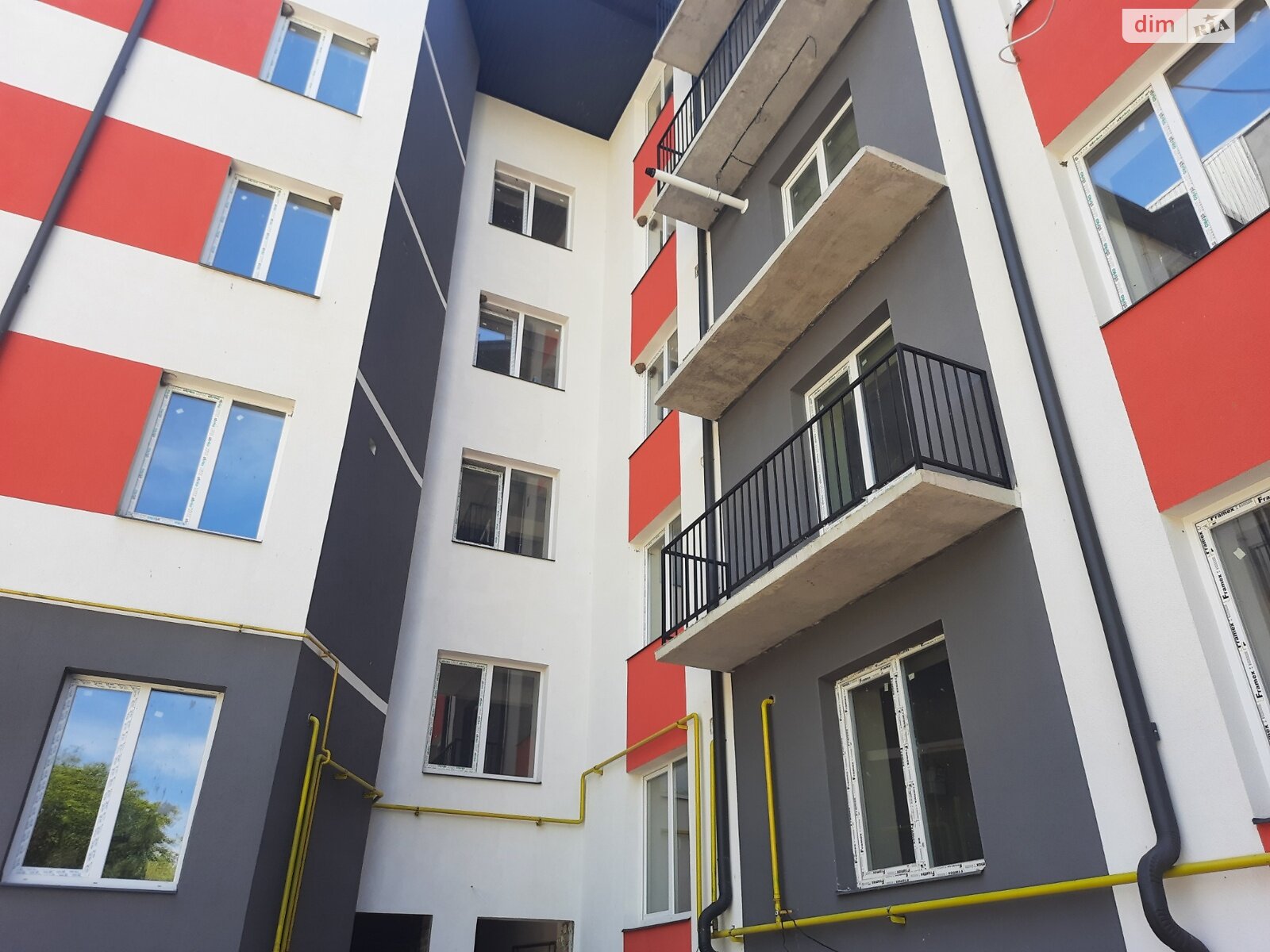 Продаж двокімнатної квартири в Байківці, на вул. Сонячна, район Східний фото 1 Продаж двокімнатної квартири в Байківці, на вул. Сонячна, район Східний фото 1