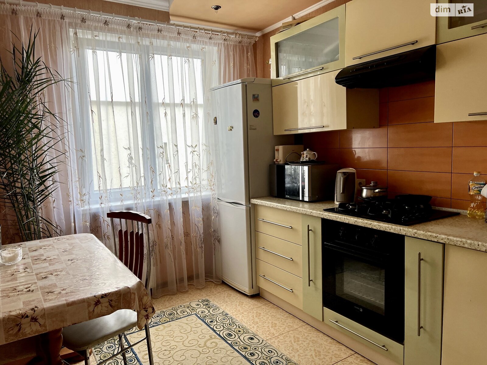 Продажа трехкомнатной квартиры в Белой Церкви, на ул. Черных Запорожцев, район 3 микрорайон фото 1 Продажа трехкомнатной квартиры в Белой Церкви, на ул. Черных Запорожцев, район 3 микрорайон фото 1