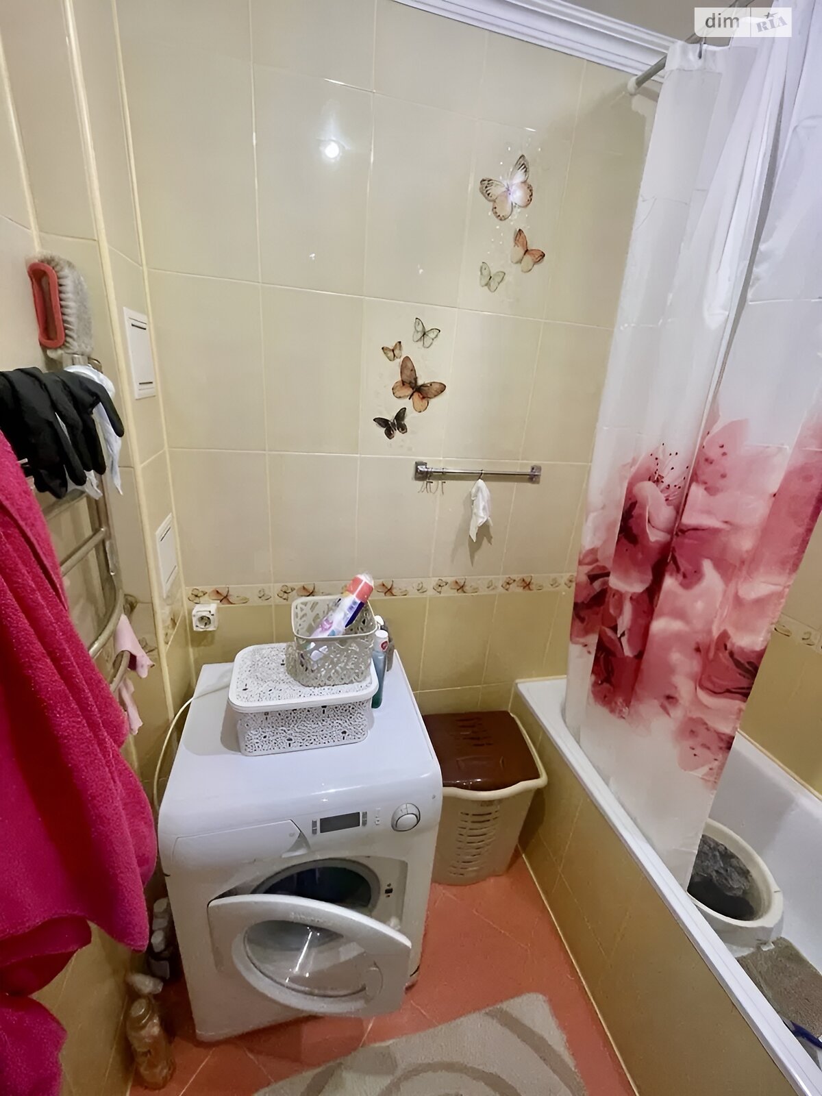 Продаж трикімнатної квартири в Білій Церкві, на вул. Чорних Запорожців 26, район 3 мікрорайон фото 1 Продаж трикімнатної квартири в Білій Церкві, на вул. Чорних Запорожців 26, район 3 мікрорайон фото 1