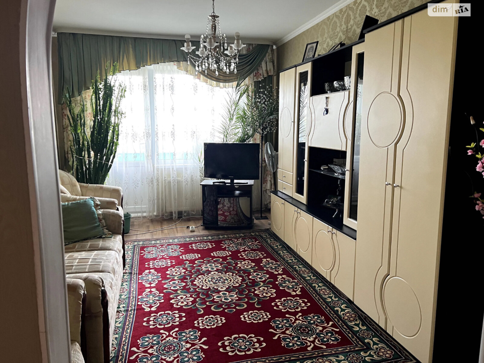Продаж трикімнатної квартири в Білій Церкві, на вул. Чорних Запорожців 26, район 3 мікрорайон фото 1 Продаж трикімнатної квартири в Білій Церкві, на вул. Чорних Запорожців 26, район 3 мікрорайон фото 1