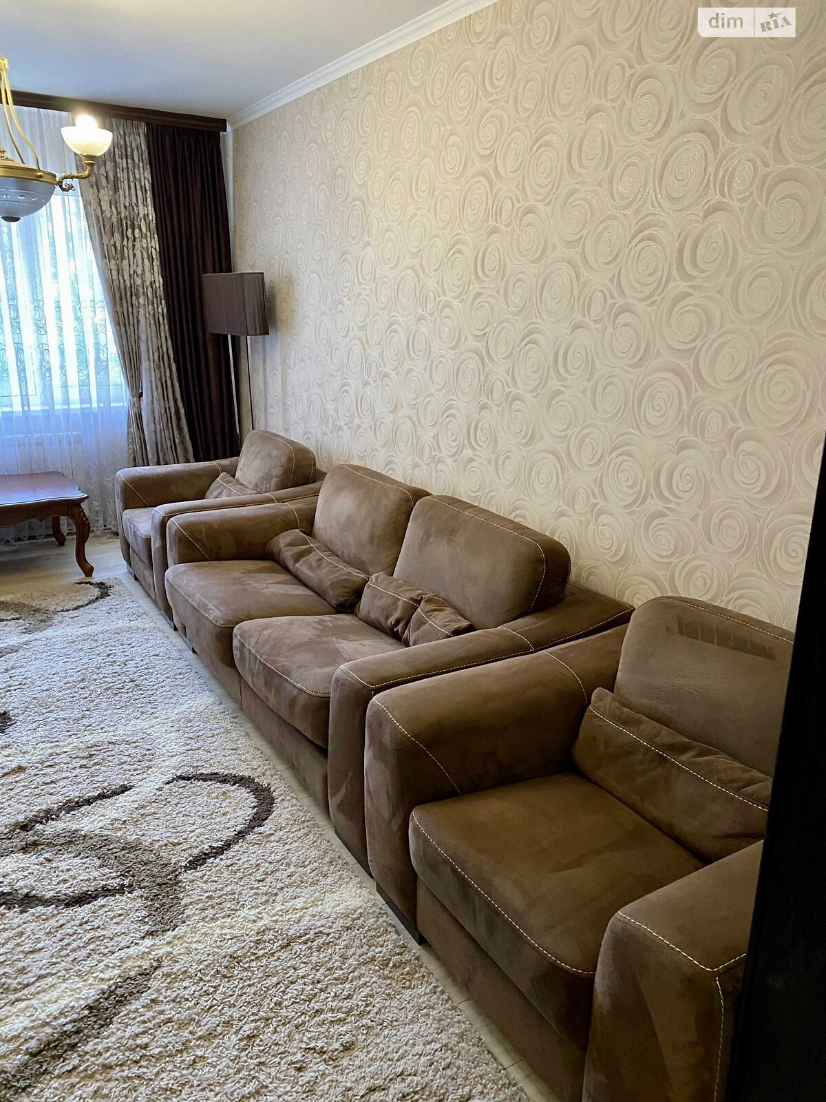Продаж трикімнатної квартири в Білій Церкві, на вул. Героїв Крут 45, район 4 мікрорайон фото 1 Продаж трикімнатної квартири в Білій Церкві, на вул. Героїв Крут 45, район 4 мікрорайон фото 1