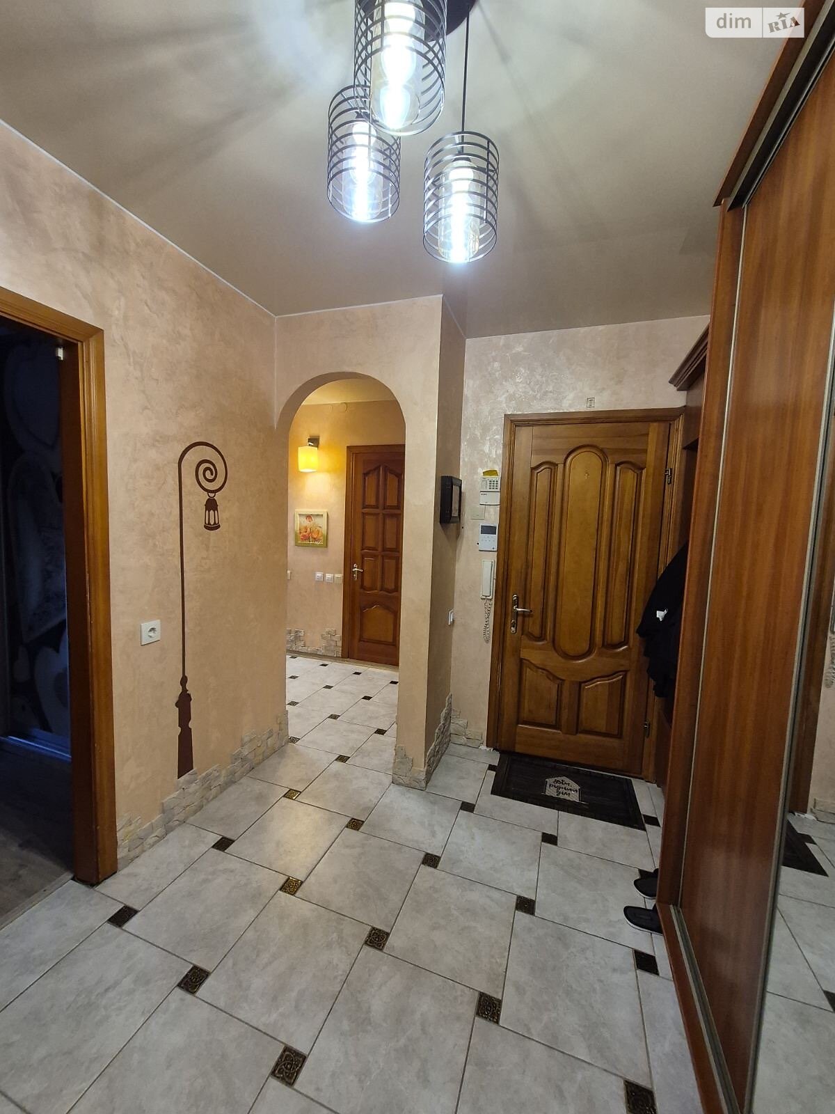 Продаж трикімнатної квартири в Білій Церкві, на вул. Зенітного полку, район 4 мікрорайон фото 1 Продаж трикімнатної квартири в Білій Церкві, на вул. Зенітного полку, район 4 мікрорайон фото 1