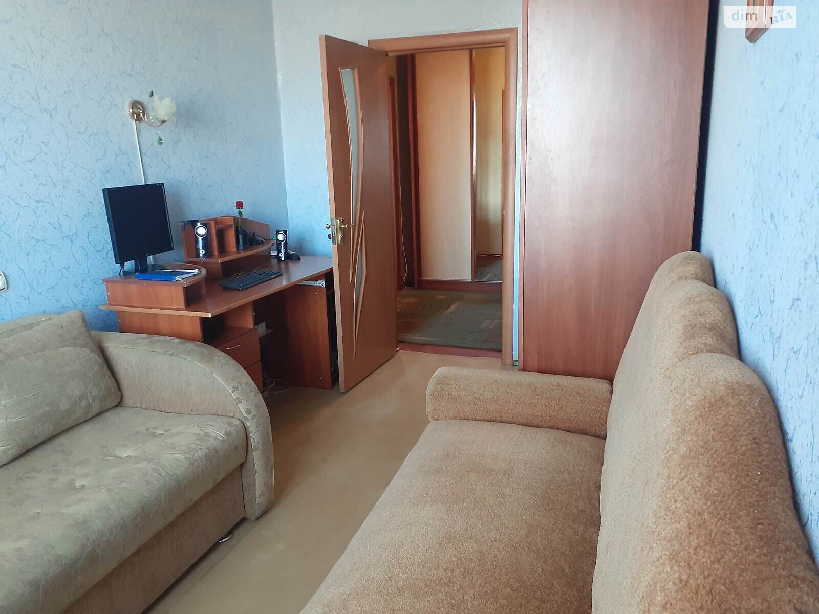 Продажа трехкомнатной квартиры в Белой Церкви, на ул. Зенитного полка 95, район 4 микрорайон фото 1 Продажа трехкомнатной квартиры в Белой Церкви, на ул. Зенитного полка 95, район 4 микрорайон фото 1