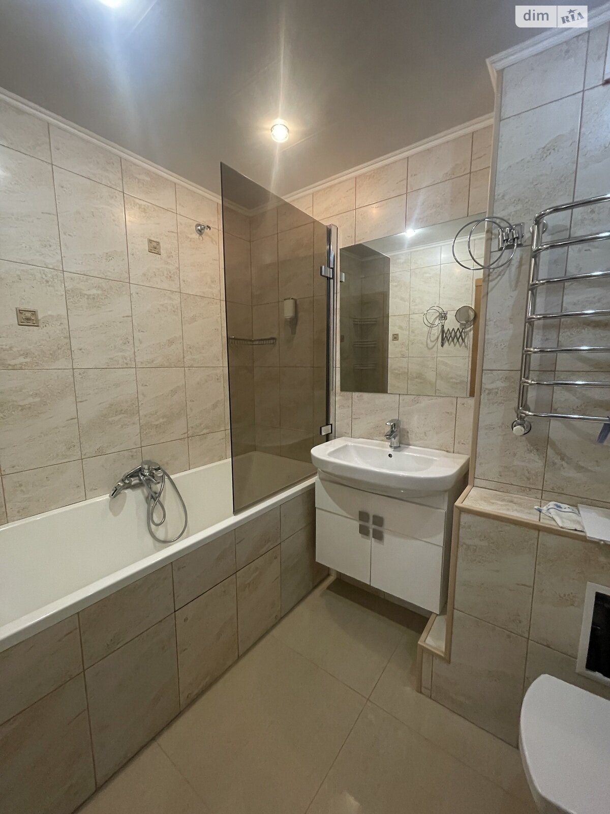 Продажа трехкомнатной квартиры в Белой Церкви, на бул. Александрийский 137, район ДНС фото 1 Продажа трехкомнатной квартиры в Белой Церкви, на бул. Александрийский 137, район ДНС фото 1
