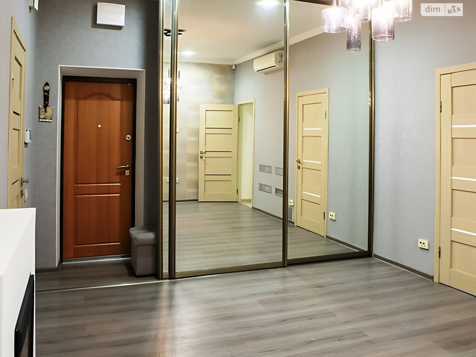 Продажа двухкомнатной квартиры в Белой Церкви, на ул. Гетмана Сагайдачного 121, район ДНС фото 1 Продажа двухкомнатной квартиры в Белой Церкви, на ул. Гетмана Сагайдачного 121, район ДНС фото 1