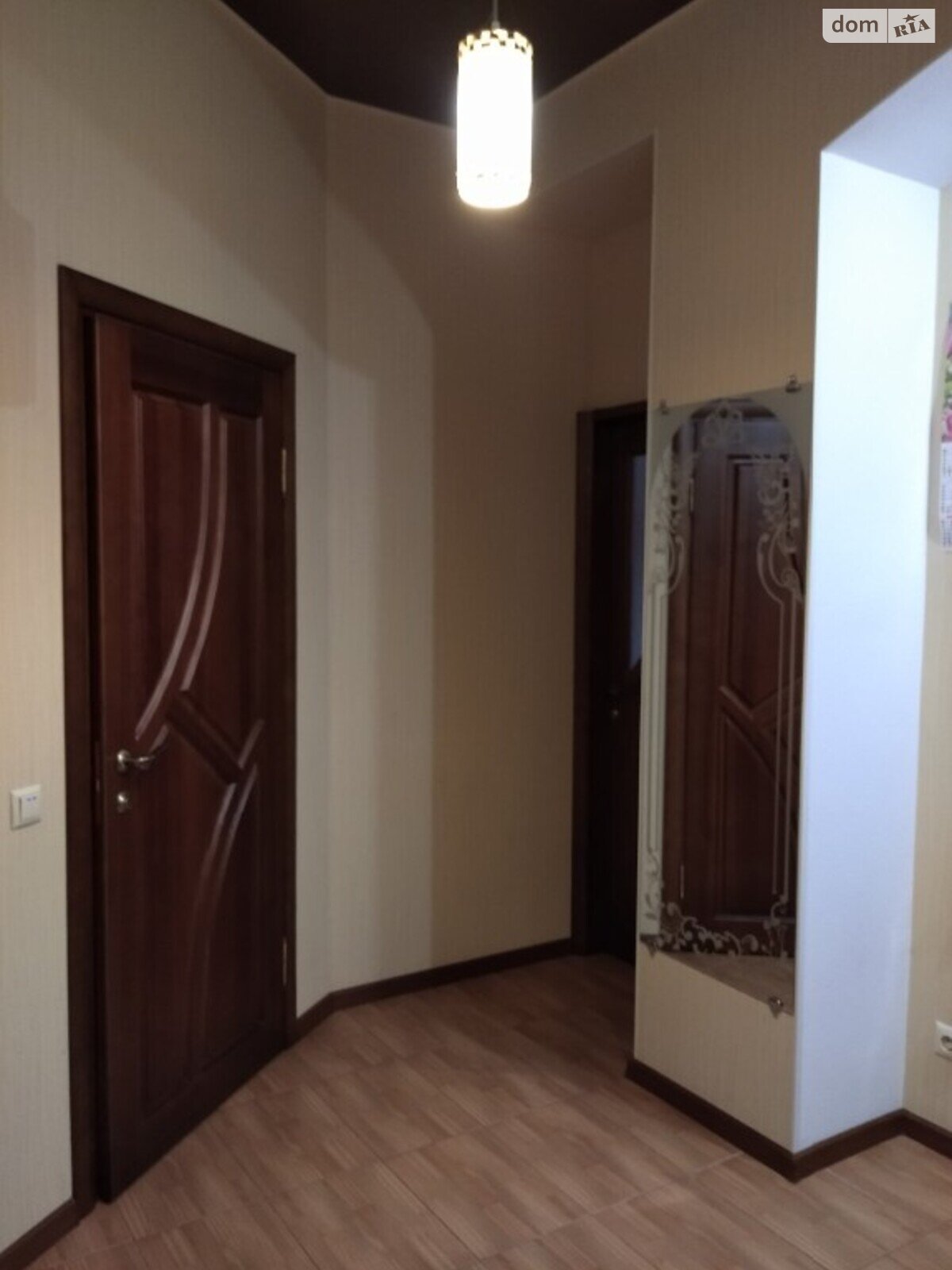 Продаж трикімнатної квартири в Білій Церкві, на шосе Сквирське 51, район ДНС фото 1 Продаж трикімнатної квартири в Білій Церкві, на шосе Сквирське 51, район ДНС фото 1