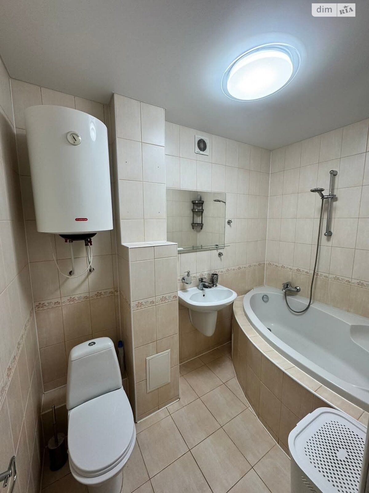 Продажа однокомнатной квартиры в Белой Церкви, на ул. Славина 21, район ДНС фото 1 Продажа однокомнатной квартиры в Белой Церкви, на ул. Славина 21, район ДНС фото 1