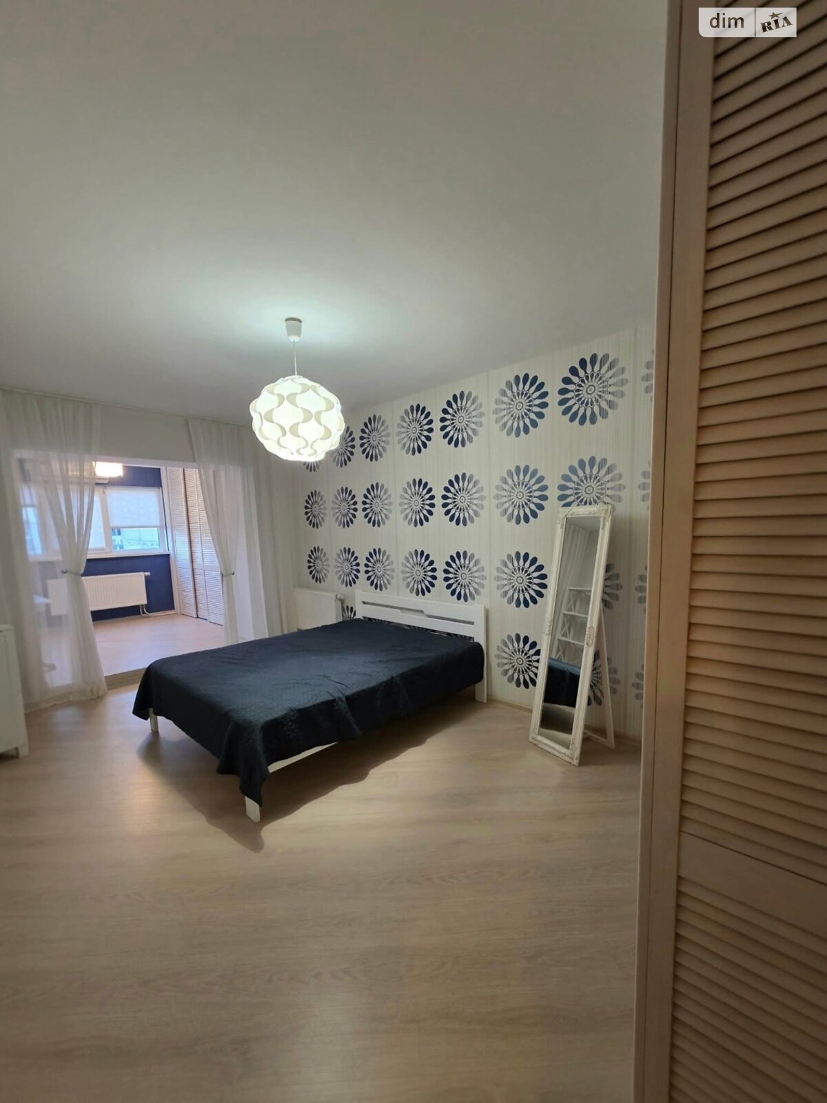 Продажа трехкомнатной квартиры в Белой Церкви, на ул. Василия Стуса, район ДНС фото 1