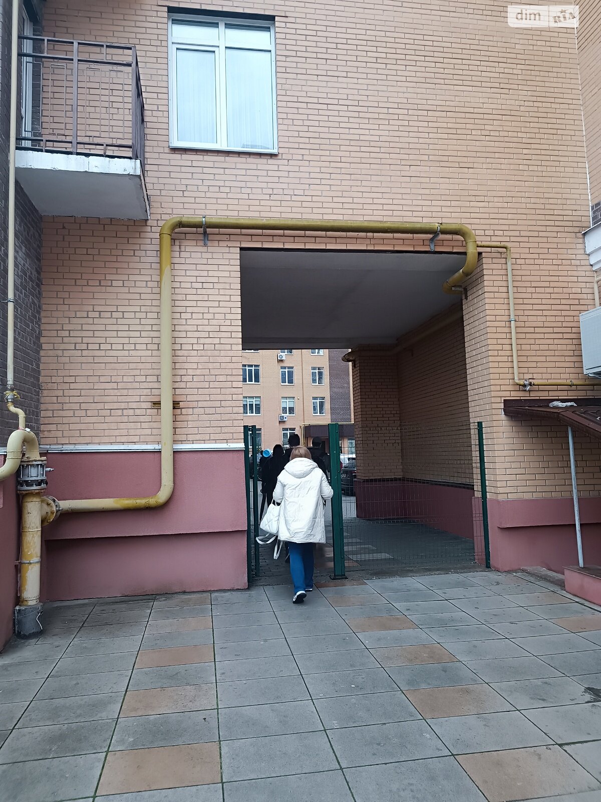 Продажа трехкомнатной квартиры в Белой Церкви, на ул. Зеленая 25, район ДНС фото 1