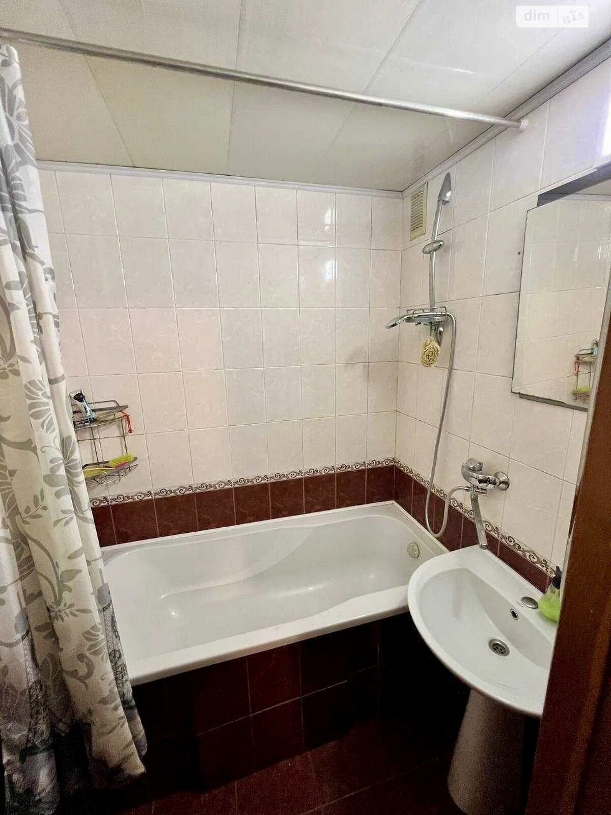 Продажа трехкомнатной квартиры в Белой Церкви, на ул. Ивана Кожедуба 155, фото 1 Продажа трехкомнатной квартиры в Белой Церкви, на ул. Ивана Кожедуба 155, фото 1