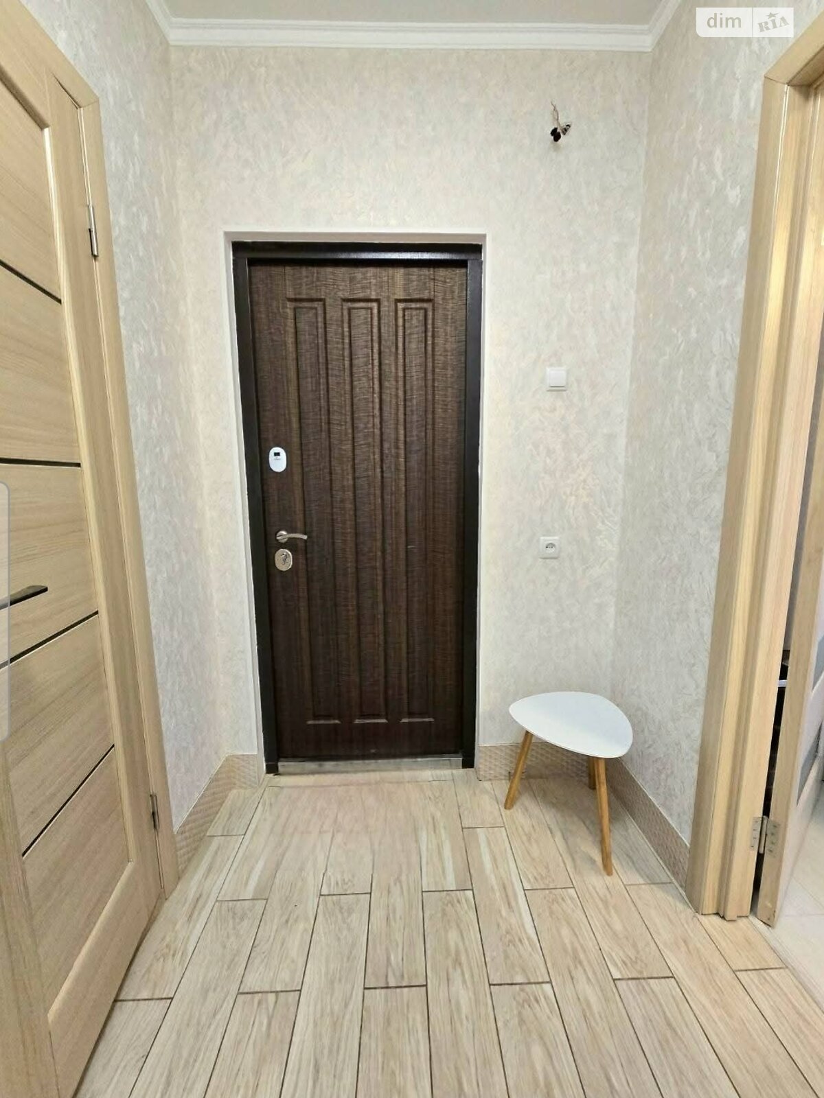 Продаж однокімнатної квартири в Білій Церкві, на вул. Василя Симоненка 4, район Залізничне селище фото 1 Продаж однокімнатної квартири в Білій Церкві, на вул. Василя Симоненка 4, район Залізничне селище фото 1