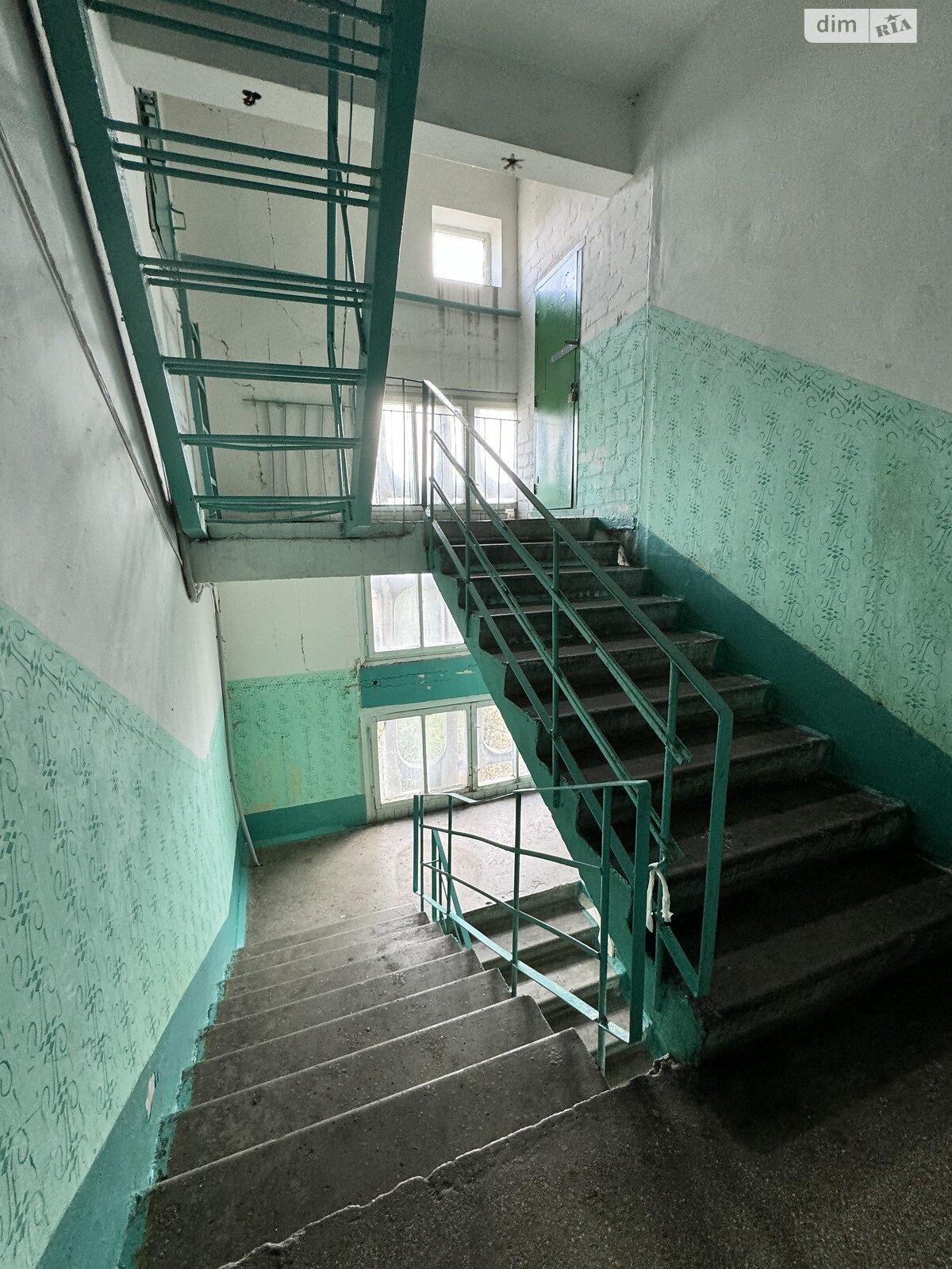 Продаж трикімнатної квартири в Білій Церкві, на вул. Чорних Запорожців, район Леваневського фото 1