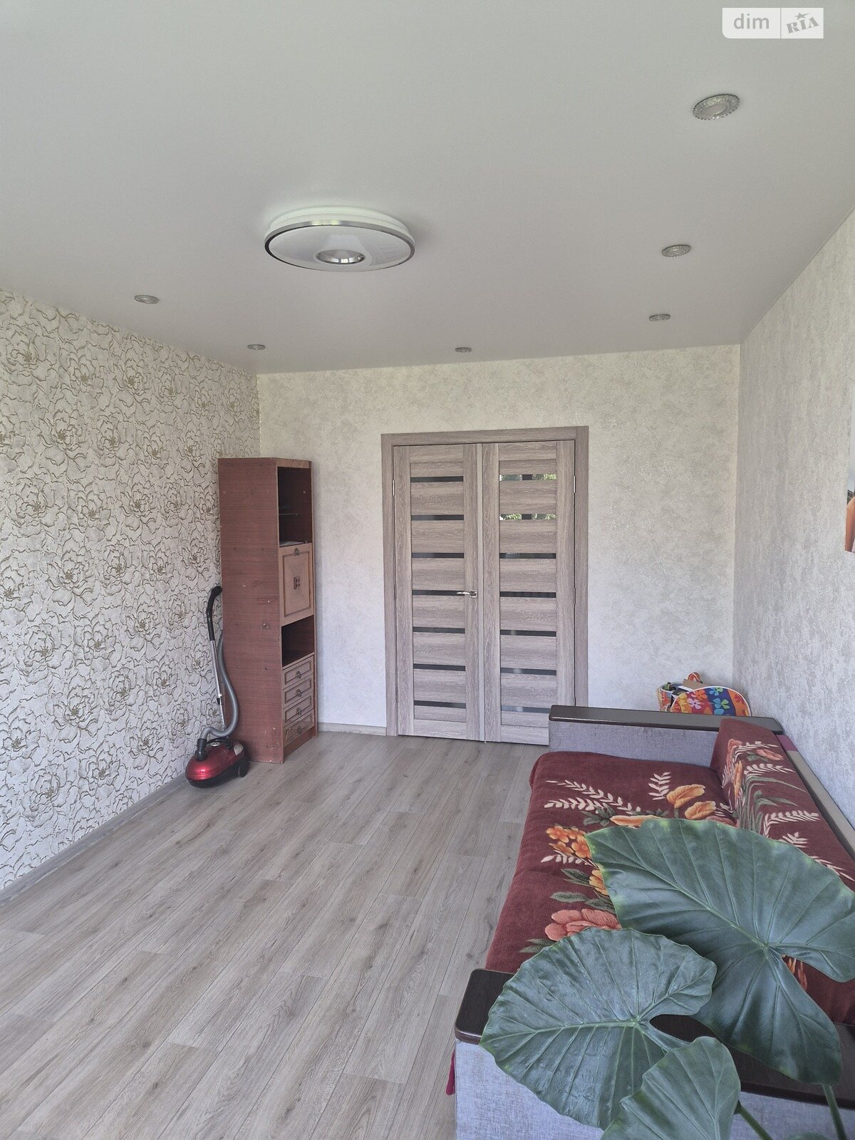 Продажа трехкомнатной квартиры в Белой Церкви, на ул. Черных Запорожцев 42, район Леваневского фото 1 Продажа трехкомнатной квартиры в Белой Церкви, на ул. Черных Запорожцев 42, район Леваневского фото 1