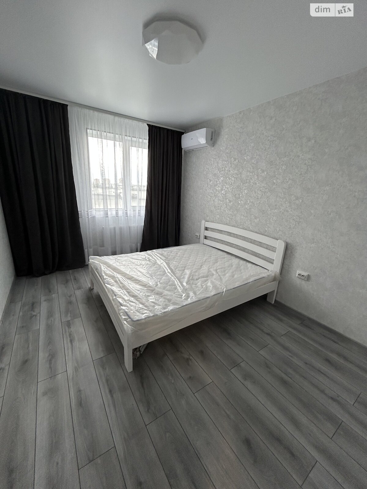 Продажа однокомнатной квартиры в Белой Церкви, на ул. Черных Запорожцев 45А, район Леваневского фото 1