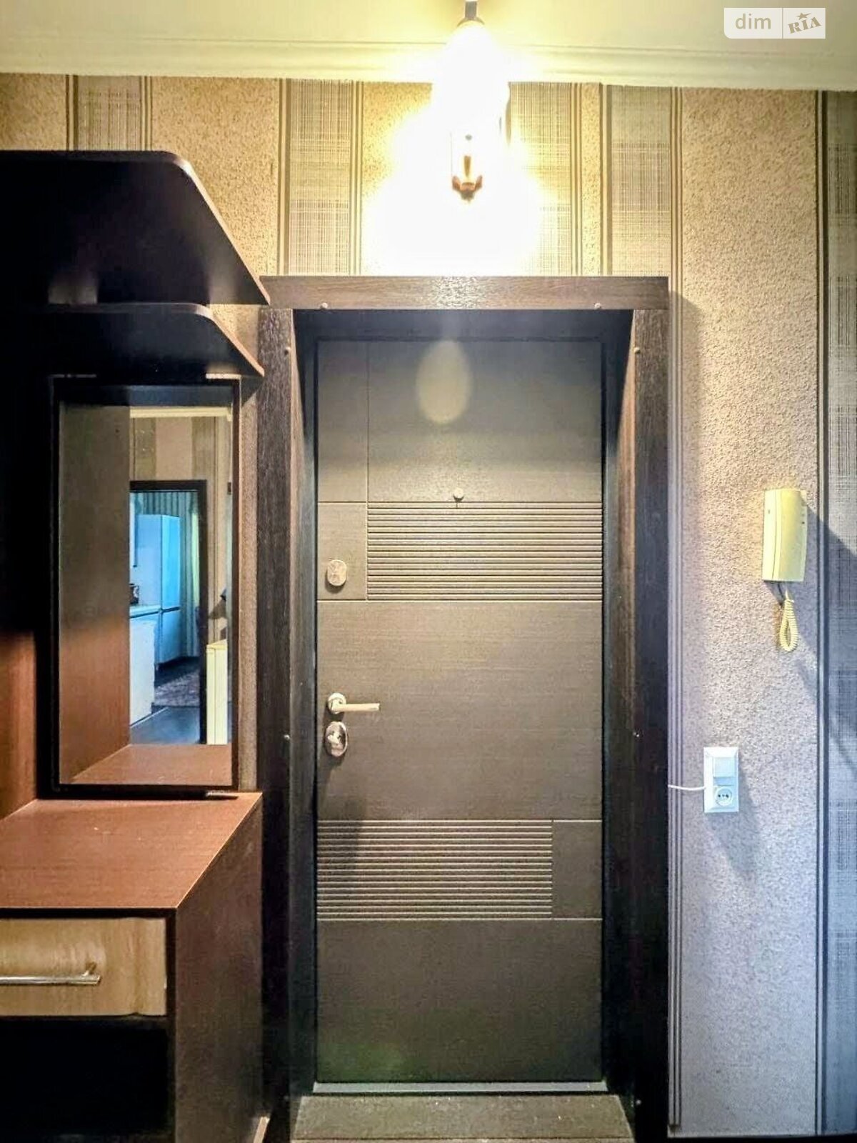 Продажа двухкомнатной квартиры в Белой Церкви, на ул. Черных Запорожцев 75, район Леваневского фото 1 Продажа двухкомнатной квартиры в Белой Церкви, на ул. Черных Запорожцев 75, район Леваневского фото 1