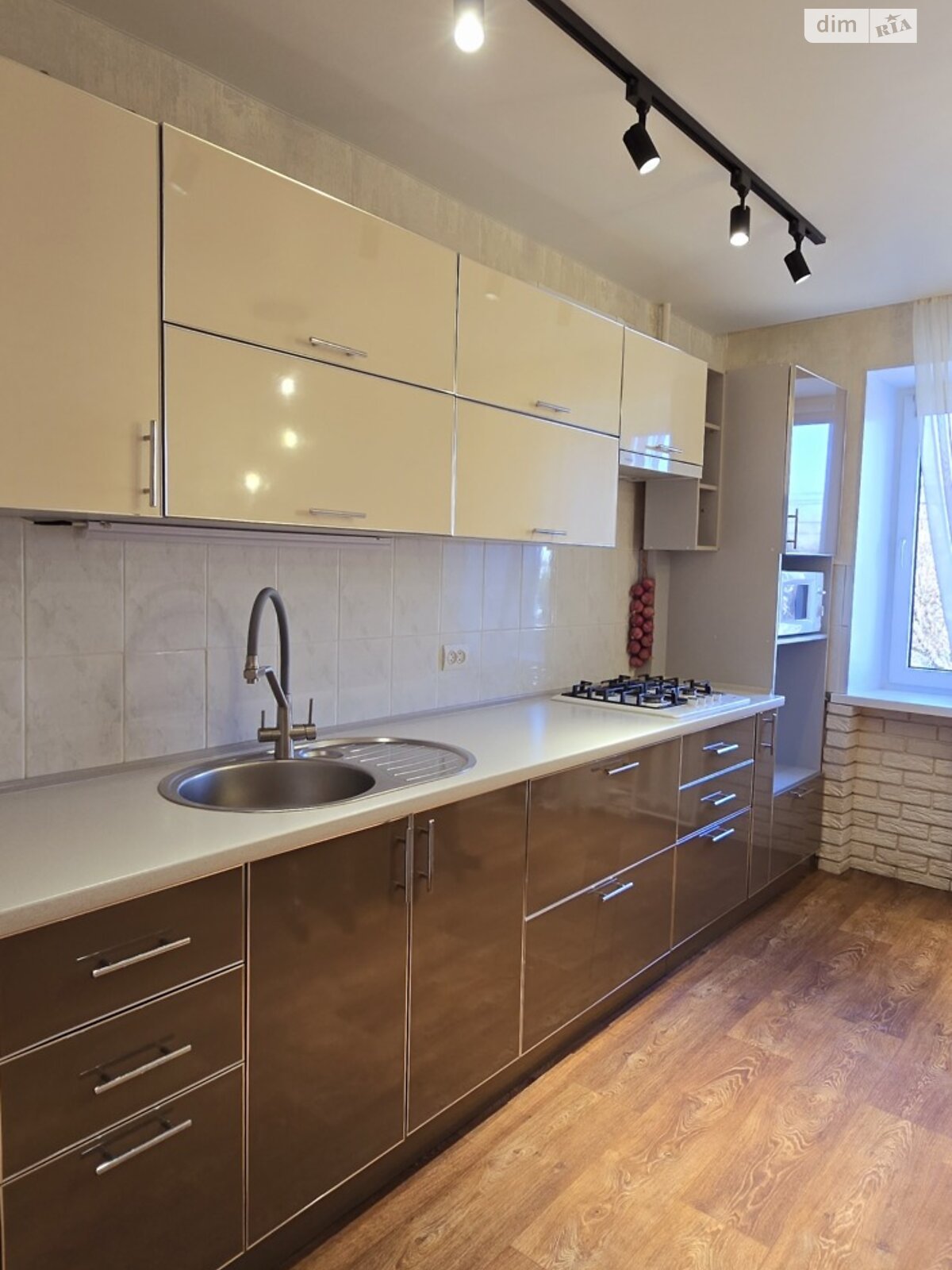 Продажа трехкомнатной квартиры в Белой Церкви, на ул. Ставищанская 128, район Песчаный фото 1 Продажа трехкомнатной квартиры в Белой Церкви, на ул. Ставищанская 128, район Песчаный фото 1