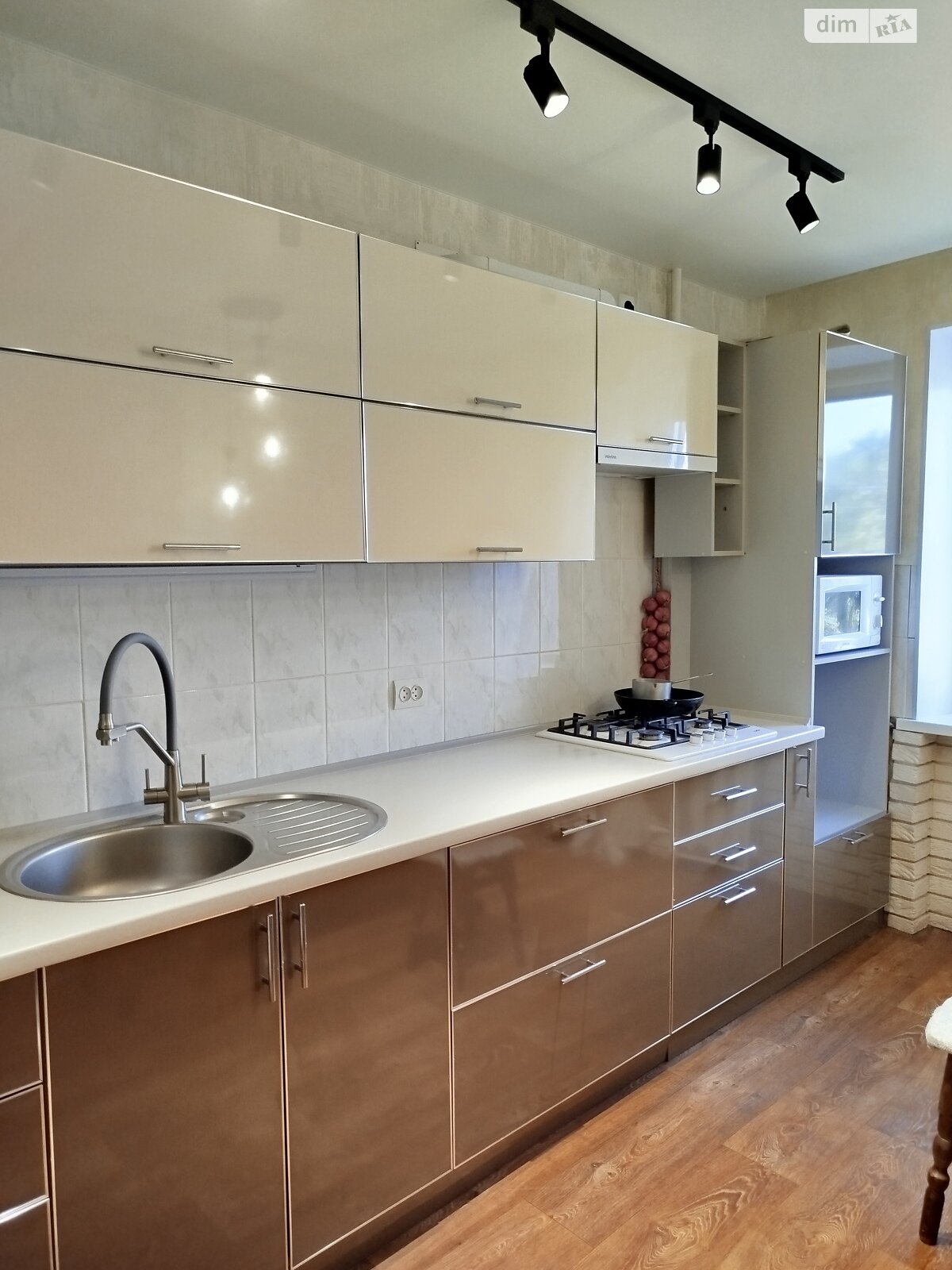 Продаж трикімнатної квартири в Білій Церкві, на вул. Ставищанська, район Піщаний фото 1 Продаж трикімнатної квартири в Білій Церкві, на вул. Ставищанська, район Піщаний фото 1