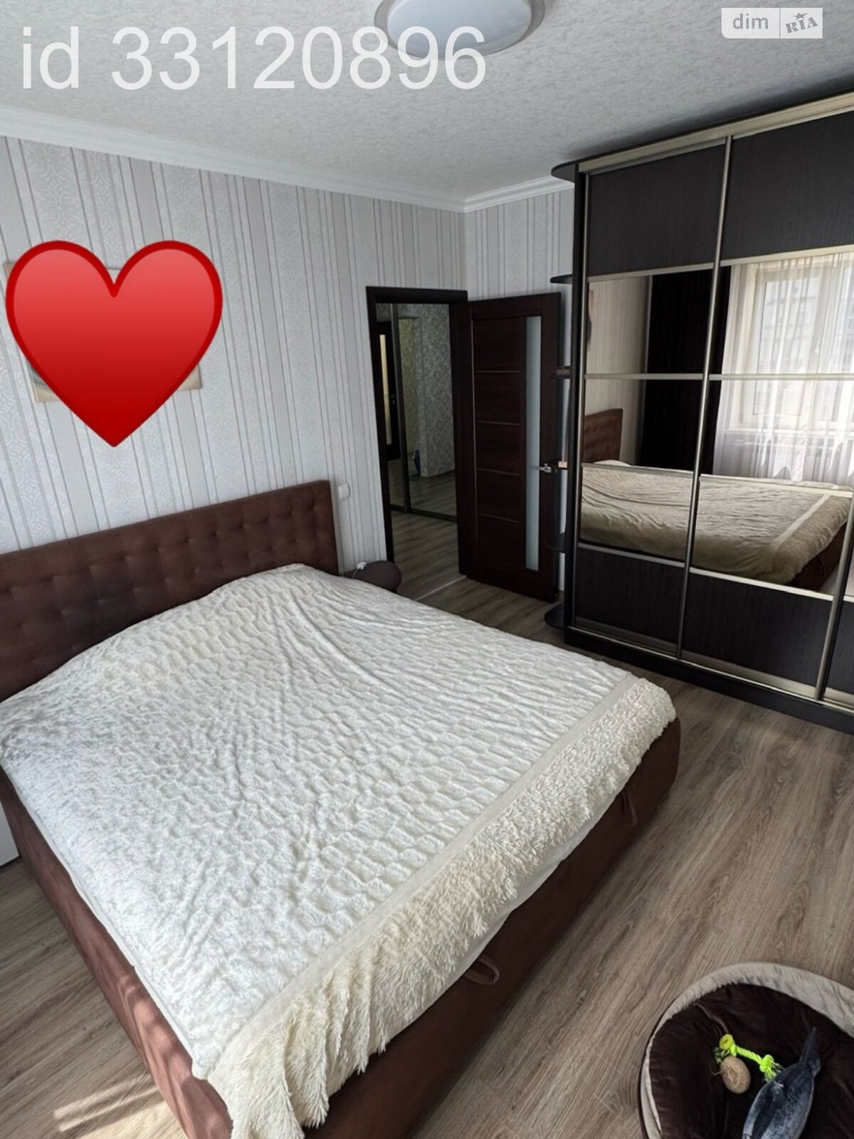 Продажа трехкомнатной квартиры в Белой Церкви, на пер. Студенческий, район Песчаный фото 1 Продажа трехкомнатной квартиры в Белой Церкви, на пер. Студенческий, район Песчаный фото 1