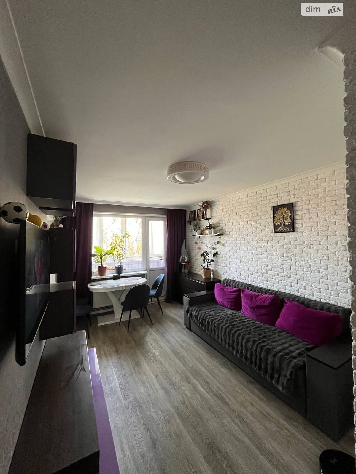 Продаж трикімнатної квартири в Білій Церкві, на вул. Волонтерська, район Піонерська фото 1