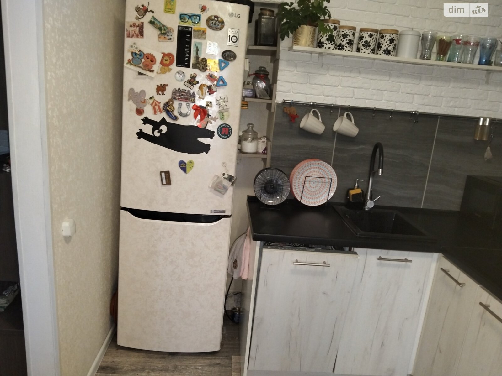 Продаж трикімнатної квартири в Білій Церкві, на вул. Волонтерська, район Піонерська фото 1