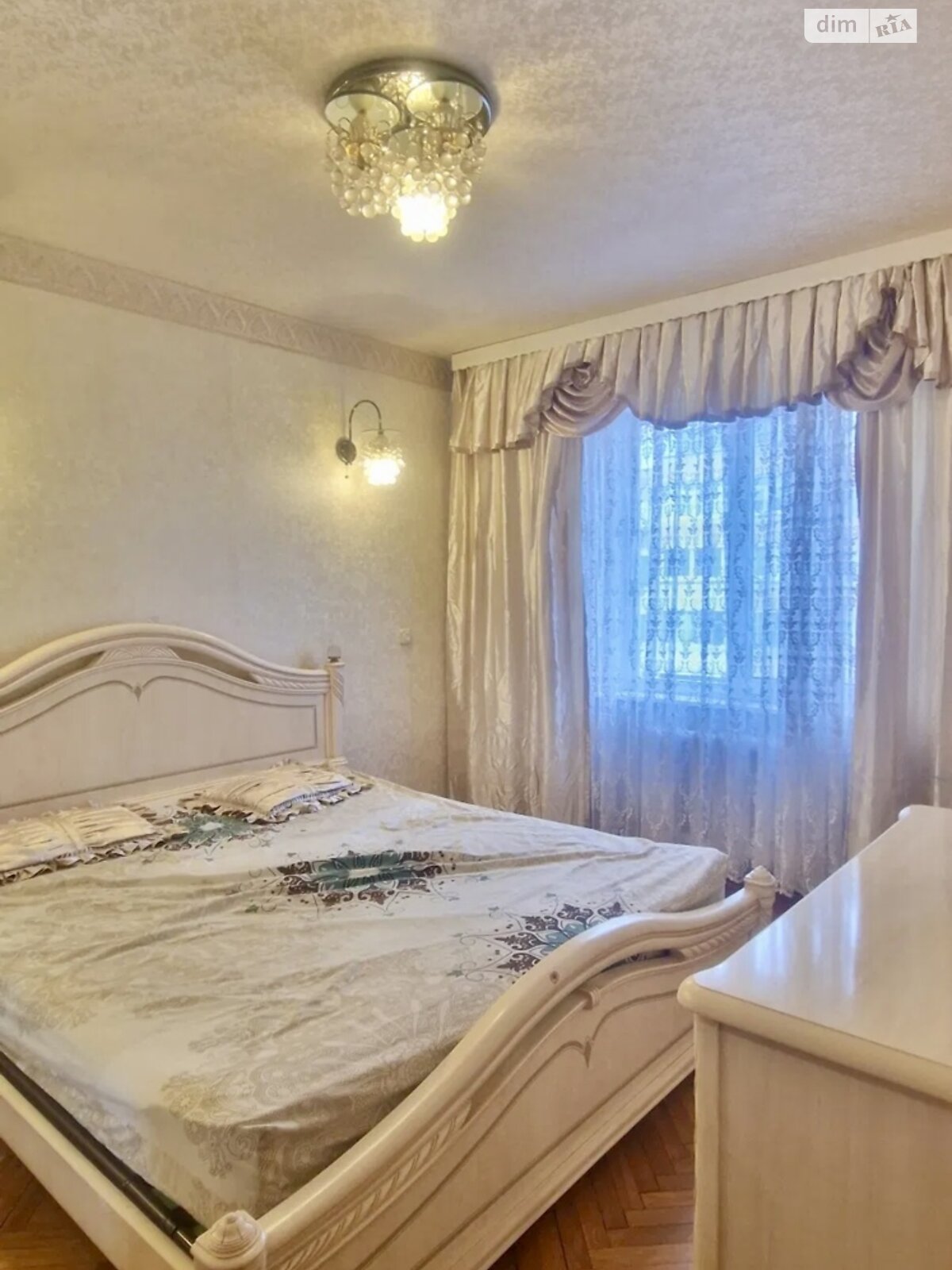 Продажа трехкомнатной квартиры в Белой Церкви, на ул. Людмилы Павличенко, район Центр фото 1 Продажа трехкомнатной квартиры в Белой Церкви, на ул. Людмилы Павличенко, район Центр фото 1