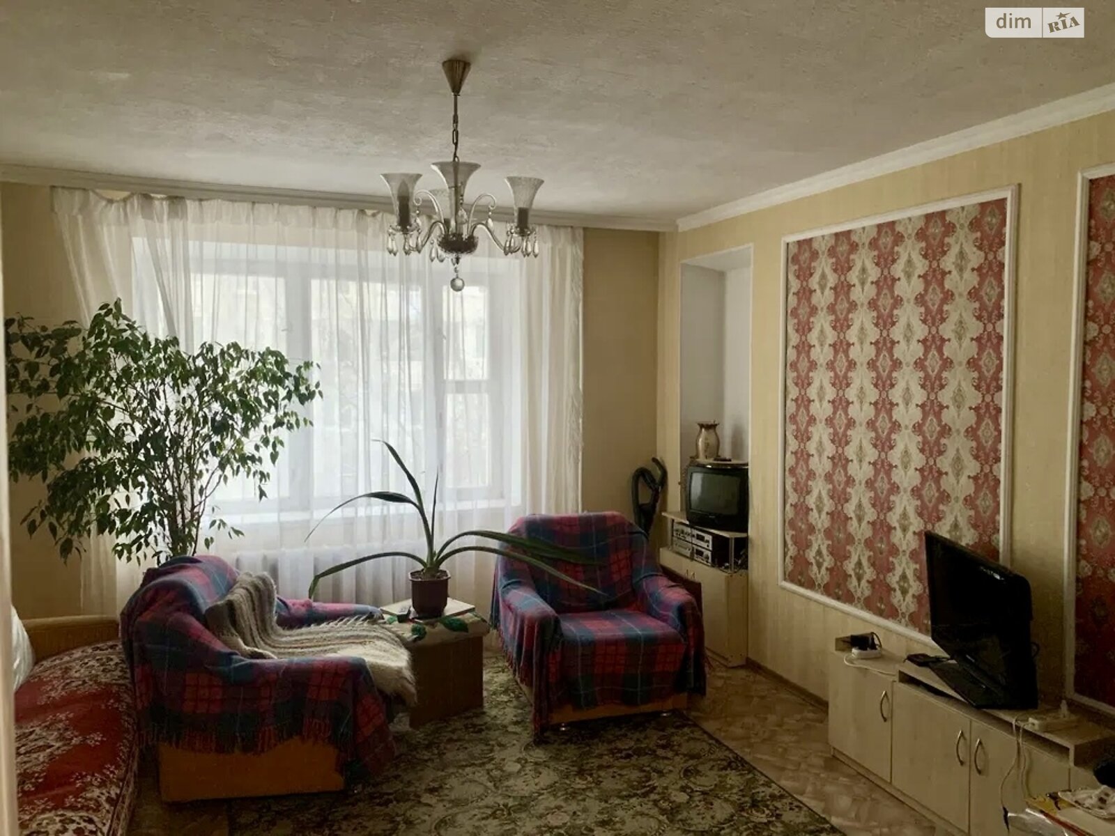 Продажа трехкомнатной квартиры в Белой Церкви, на ул. Николая Леонтовича 15, район Центр фото 1 Продажа трехкомнатной квартиры в Белой Церкви, на ул. Николая Леонтовича 15, район Центр фото 1