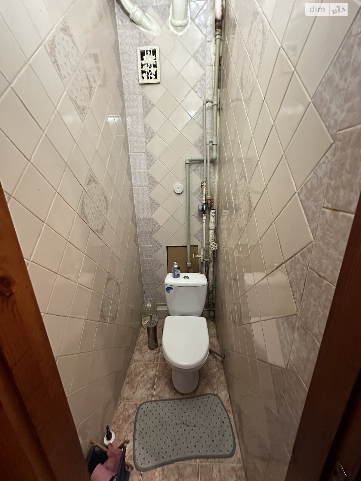 Продажа трехкомнатной квартиры в Белой Церкви, на пл. Торговая, район Центр фото 1 Продажа трехкомнатной квартиры в Белой Церкви, на пл. Торговая, район Центр фото 1