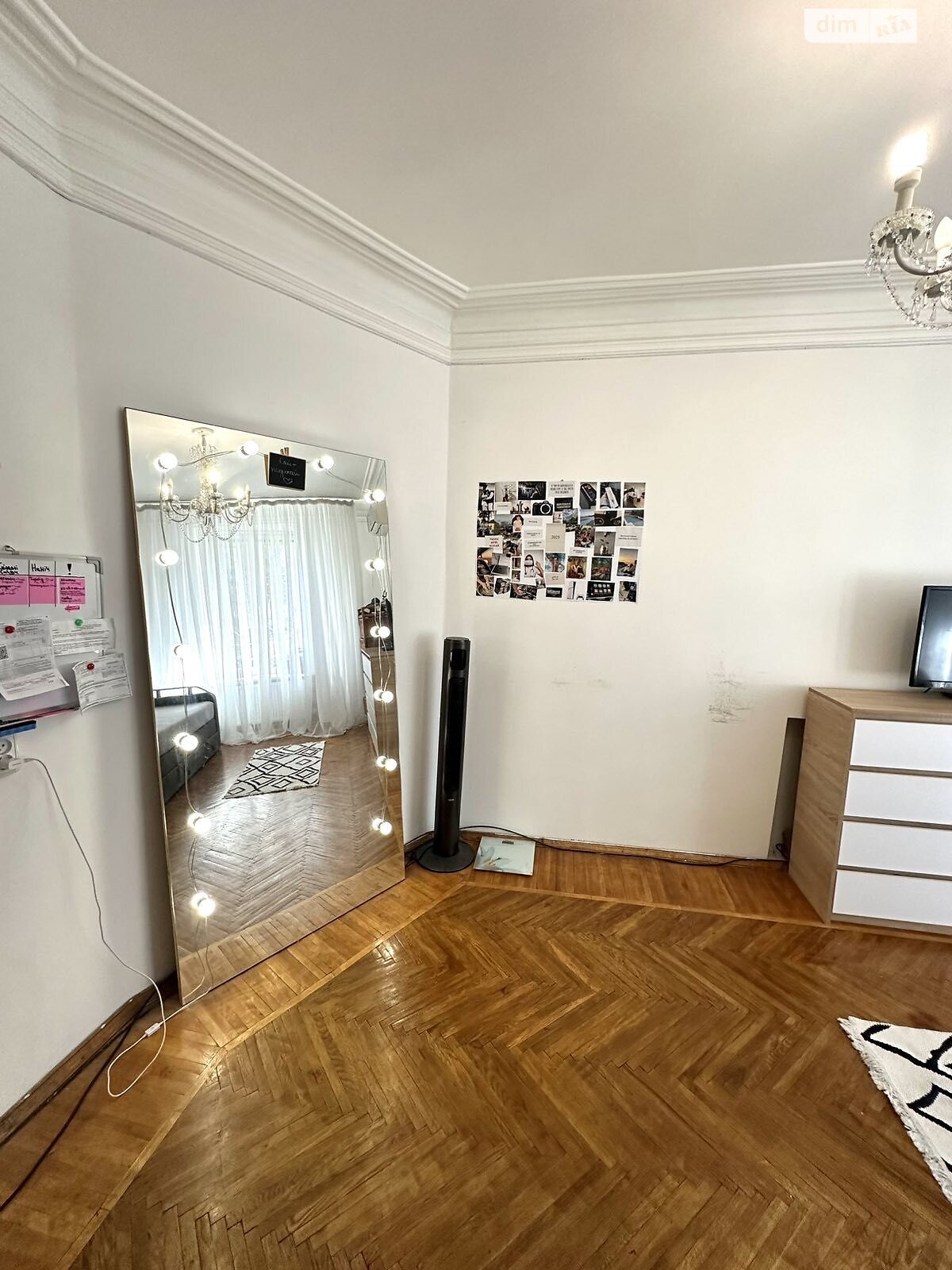 Продажа трехкомнатной квартиры в Белой Церкви, на пл. Торговая, район Центр фото 1 Продажа трехкомнатной квартиры в Белой Церкви, на пл. Торговая, район Центр фото 1