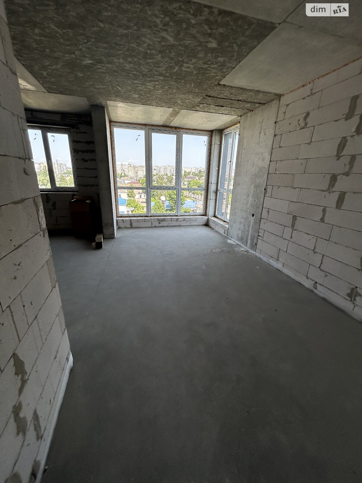 Продажа трехкомнатной квартиры в Белой Церкви, на 1-й пер. Водопойный 13Б, район Центр фото 1 Продажа трехкомнатной квартиры в Белой Церкви, на 1-й пер. Водопойный 13Б, район Центр фото 1