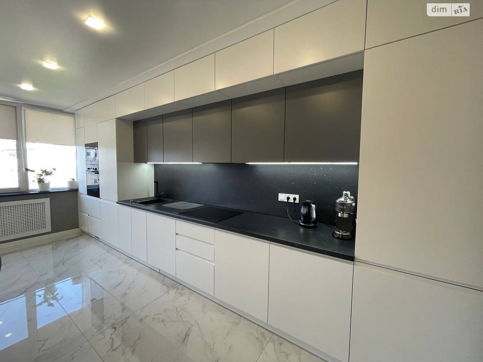 Продажа трехкомнатной квартиры в Белой Церкви, на бул. Александрийский 99, район Вокзальная фото 1