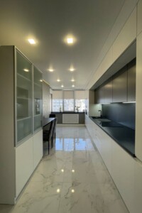 Продажа трехкомнатной квартиры в Белой Церкви, на бул. Александрийский 99, район Вокзальная фото 2