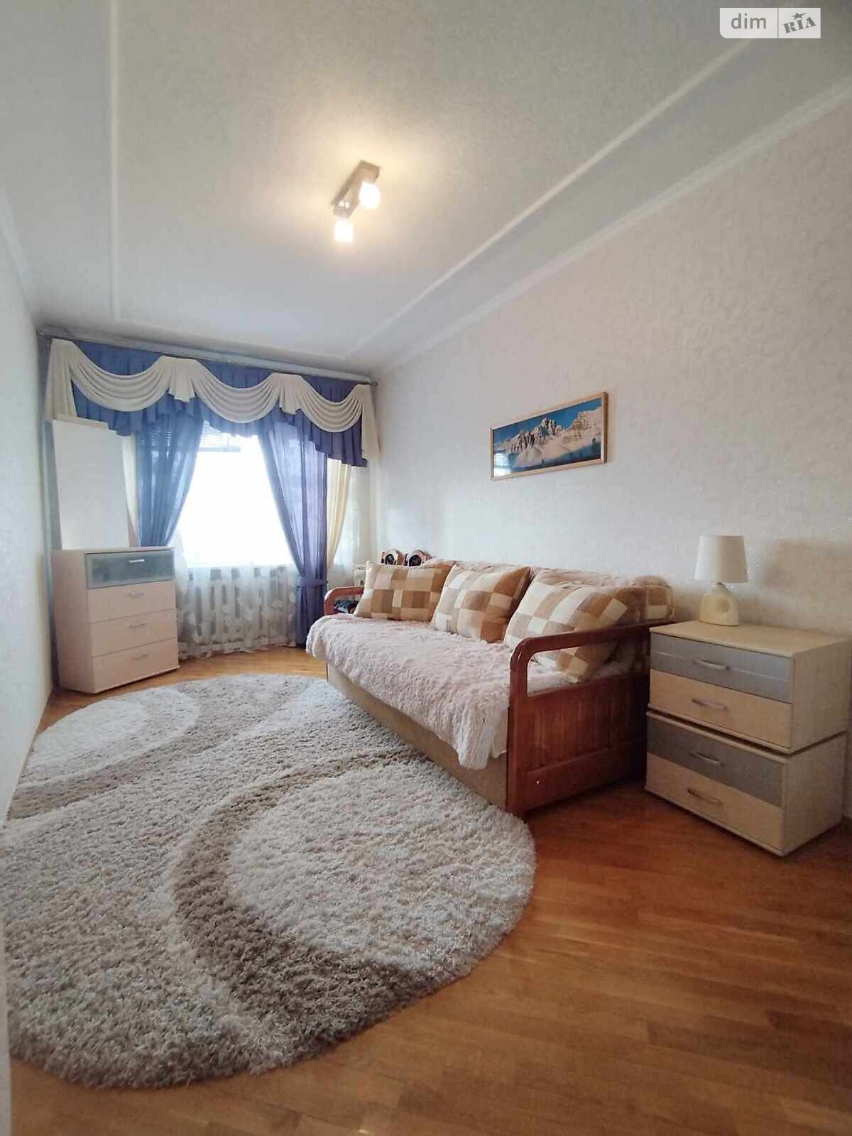 Продаж трикімнатної квартири в Білій Церкві, на бул. Олександрійський 99, район Вокзальна фото 1 Продаж трикімнатної квартири в Білій Церкві, на бул. Олександрійський 99, район Вокзальна фото 1