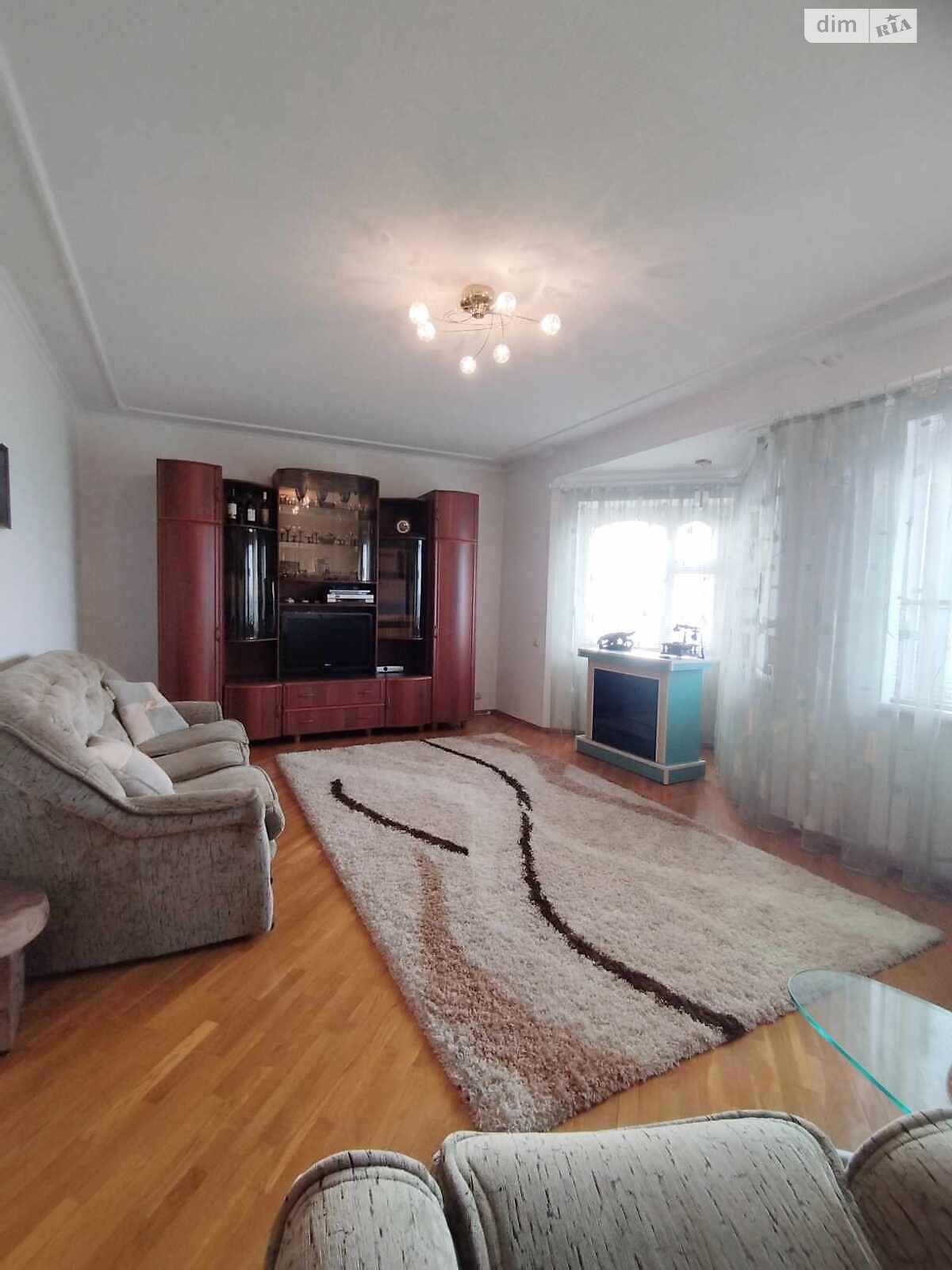 Продаж трикімнатної квартири в Білій Церкві, на бул. Олександрійський 99, район Вокзальна фото 1 Продаж трикімнатної квартири в Білій Церкві, на бул. Олександрійський 99, район Вокзальна фото 1