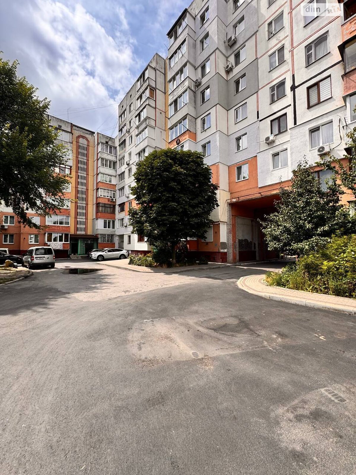 Продажа трехкомнатной квартиры в Белой Церкви, на ул. Фастовская 2, кв. 13, район Вокзальная фото 1 Продажа трехкомнатной квартиры в Белой Церкви, на ул. Фастовская 2, кв. 13, район Вокзальная фото 1