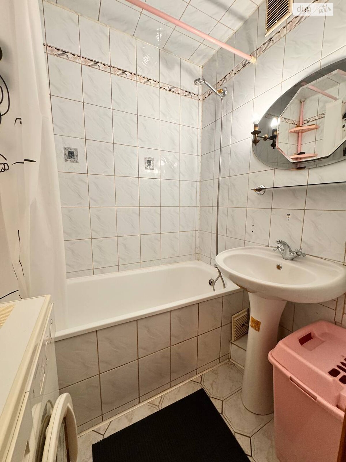 Продажа трехкомнатной квартиры в Белой Церкви, на ул. Фастовская 2, кв. 13, район Вокзальная фото 1 Продажа трехкомнатной квартиры в Белой Церкви, на ул. Фастовская 2, кв. 13, район Вокзальная фото 1