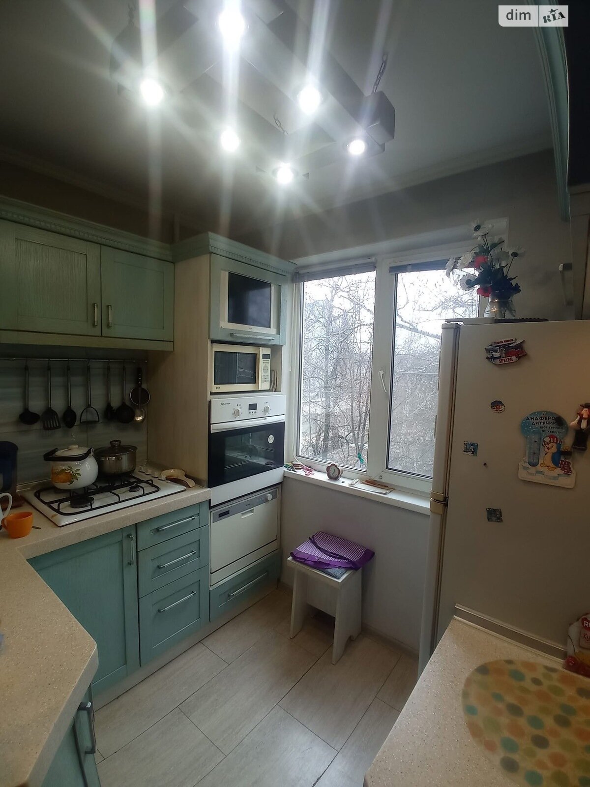 Продажа трехкомнатной квартиры в Белой Церкви, на 1-й пер. Курсовой, район Вокзальная фото 1 Продажа трехкомнатной квартиры в Белой Церкви, на 1-й пер. Курсовой, район Вокзальная фото 1