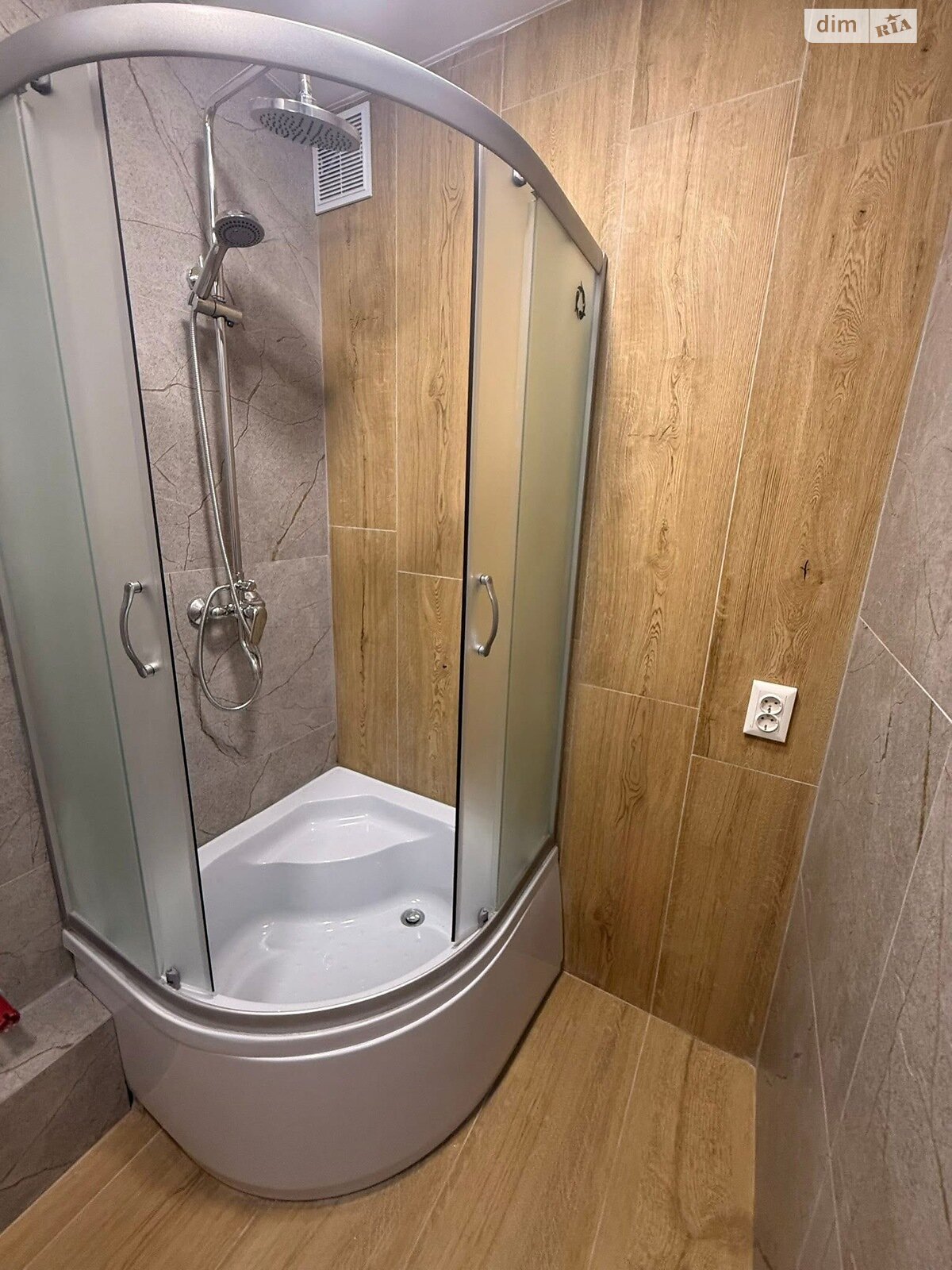 Продажа двухкомнатной квартиры в Белой Церкви, на 1-й пер. Курсовой, район Вокзальная фото 1