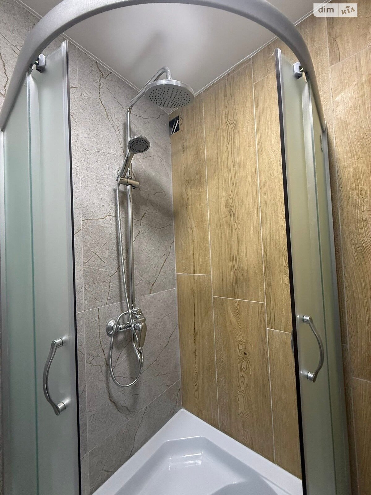 Продажа двухкомнатной квартиры в Белой Церкви, на 1-й пер. Курсовой, район Вокзальная фото 1