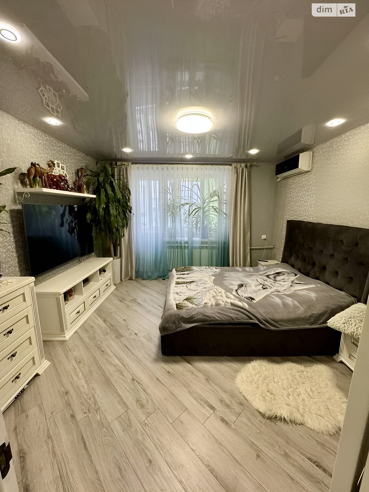 Продажа трехкомнатной квартиры в Белой Церкви, на ул. Партизанская, район Вокзальная фото 1 Продажа трехкомнатной квартиры в Белой Церкви, на ул. Партизанская, район Вокзальная фото 1