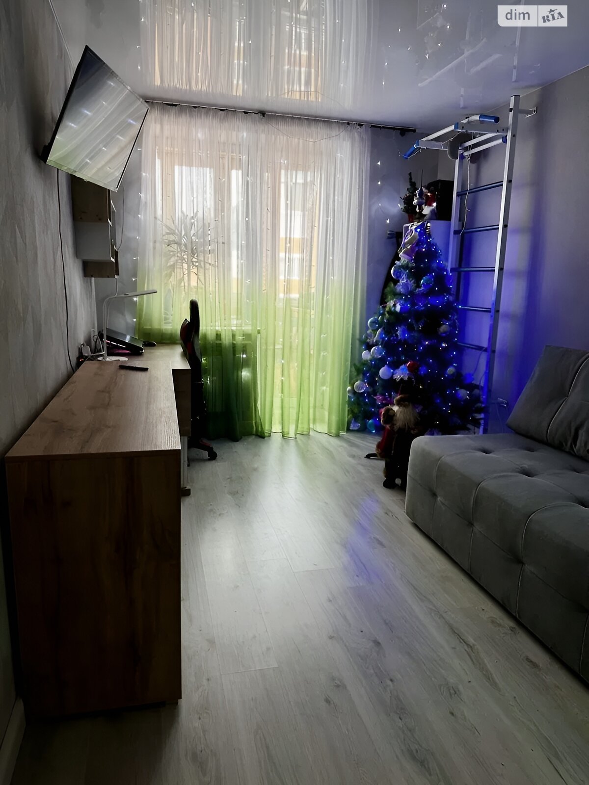 Продажа трехкомнатной квартиры в Белой Церкви, на ул. Партизанская, район Вокзальная фото 1 Продажа трехкомнатной квартиры в Белой Церкви, на ул. Партизанская, район Вокзальная фото 1