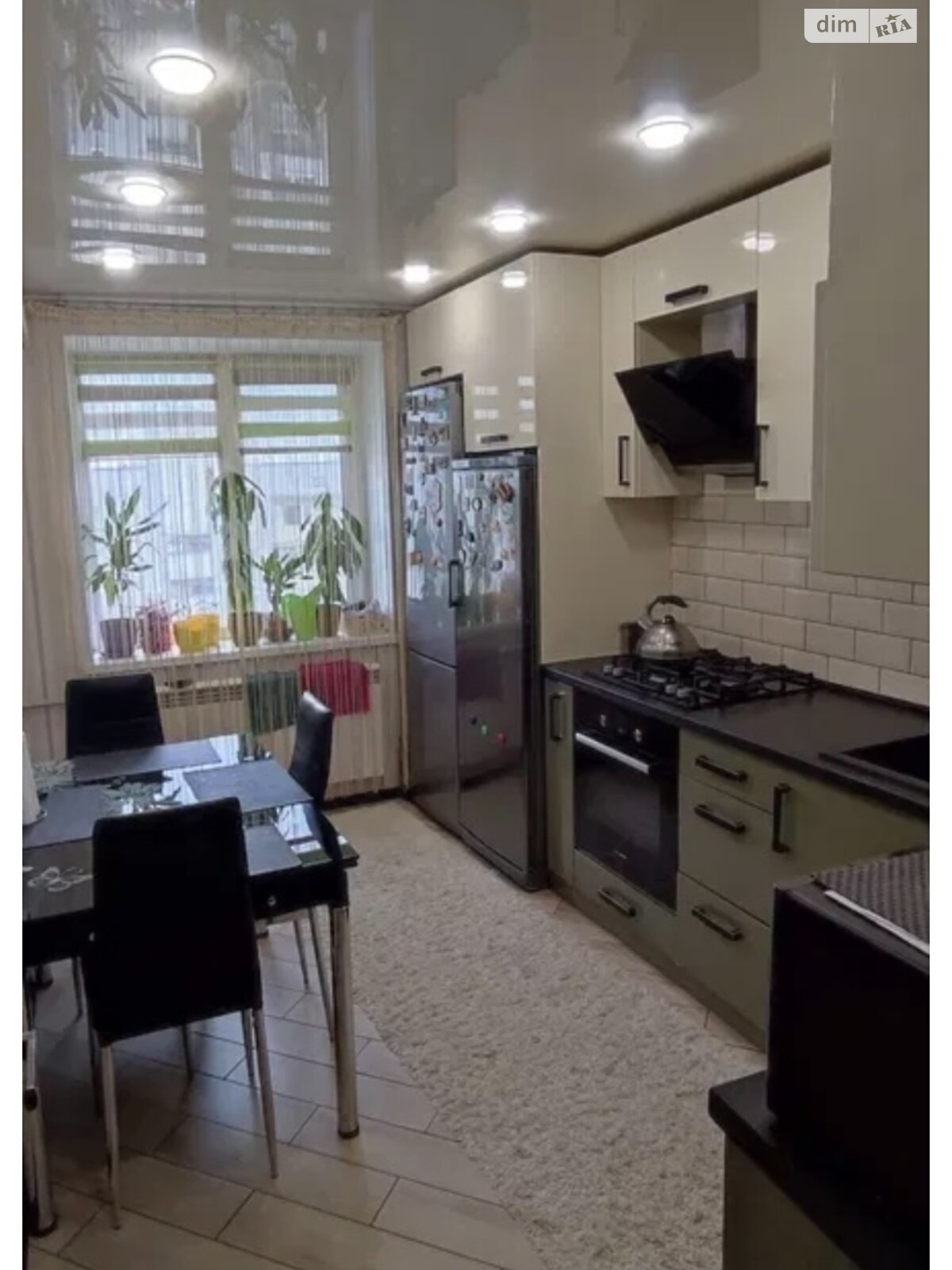 Продажа трехкомнатной квартиры в Белой Церкви, на ул. Партизанская, район Вокзальная фото 1 Продажа трехкомнатной квартиры в Белой Церкви, на ул. Партизанская, район Вокзальная фото 1