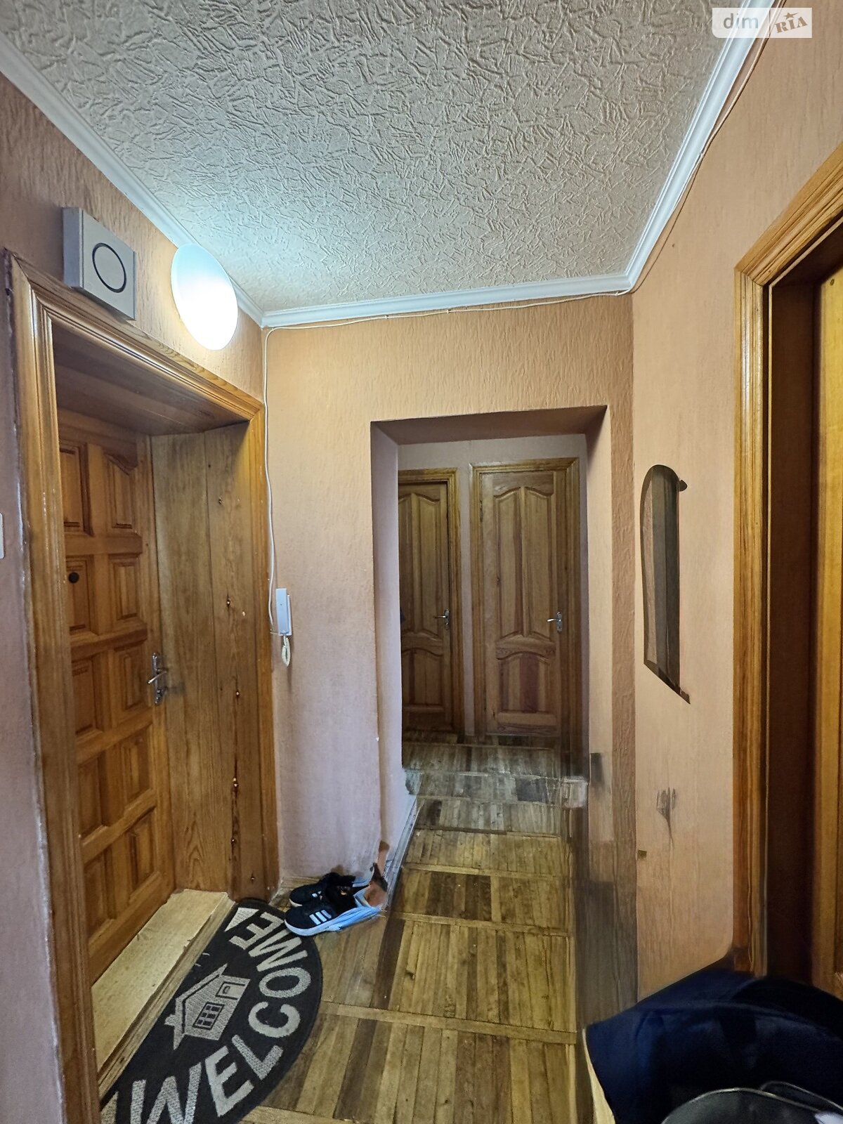 Продажа трехкомнатной квартиры в Белой Церкви, на ул. Водопойная 14А, район Вокзальная фото 1 Продажа трехкомнатной квартиры в Белой Церкви, на ул. Водопойная 14А, район Вокзальная фото 1