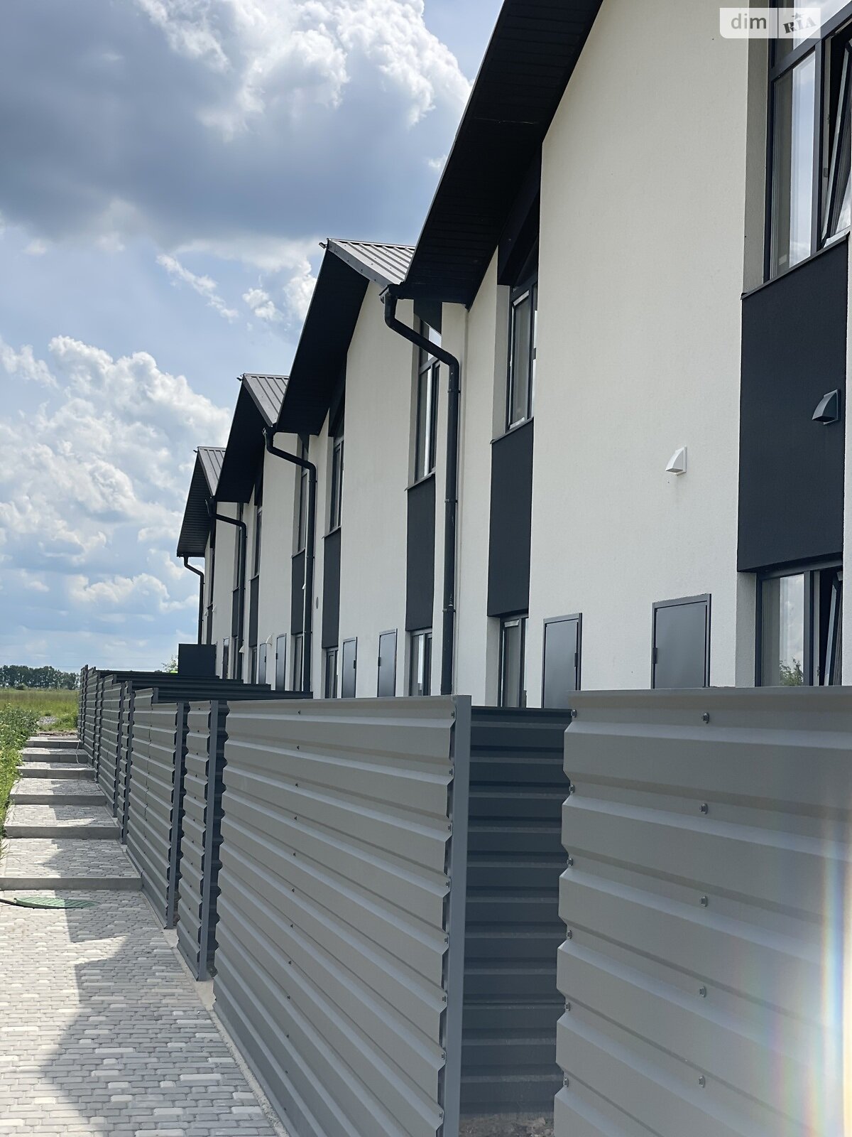 Продажа двухкомнатной квартиры в Белогородке, на ул. Казацкая 35А, район Демеевка фото 1 Продажа двухкомнатной квартиры в Белогородке, на ул. Казацкая 35А, район Демеевка фото 1