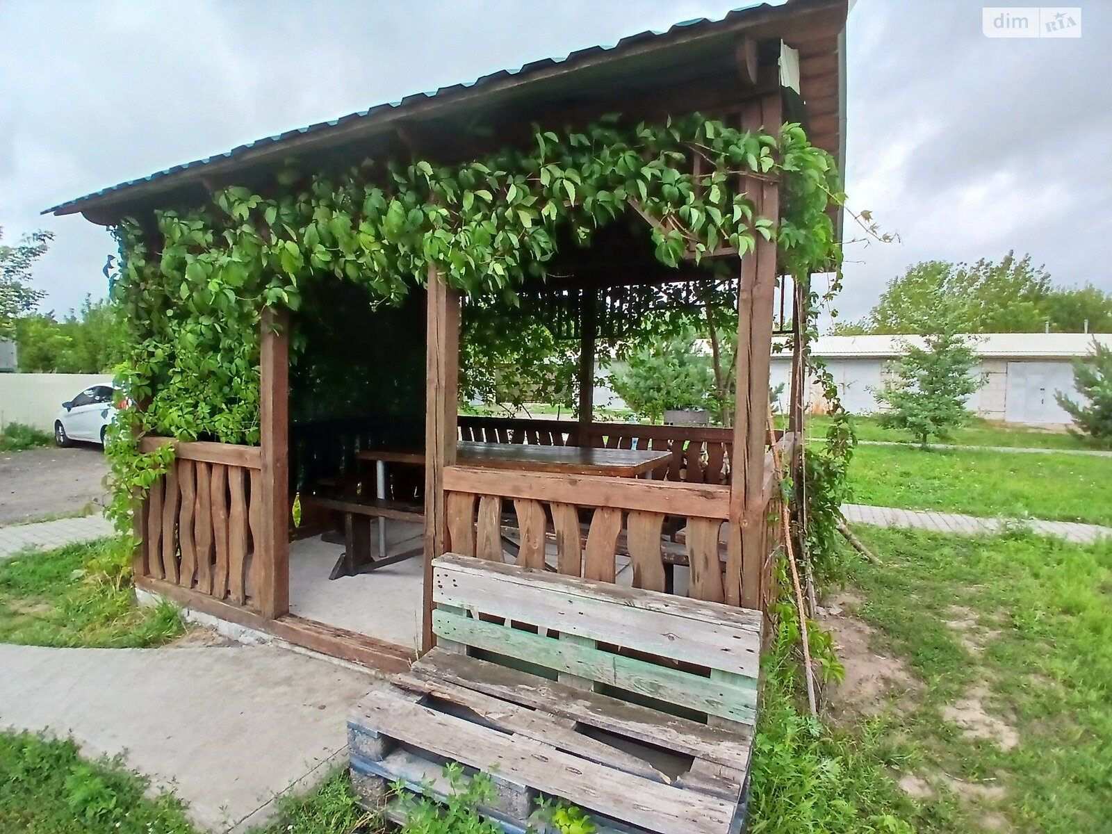 Продажа двухкомнатной квартиры в Белогородке, на ул. Школьная 79, кв. 18, фото 1 Продажа двухкомнатной квартиры в Белогородке, на ул. Школьная 79, кв. 18, фото 1