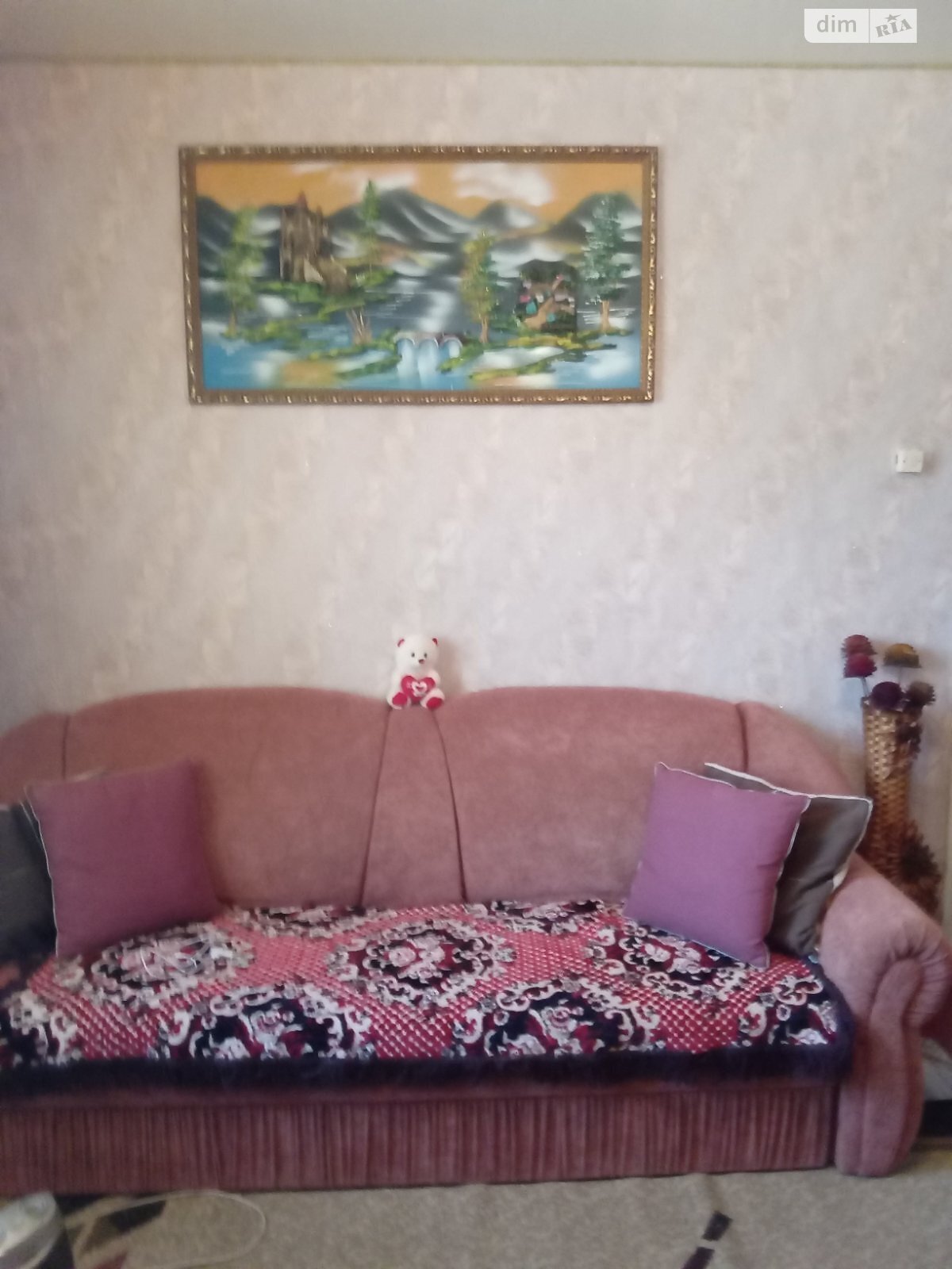 Продажа трехкомнатной квартиры в Белокринице, на ул. Военная, фото 1 Продажа трехкомнатной квартиры в Белокринице, на ул. Военная, фото 1