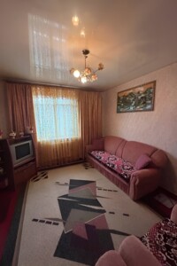 Продаж двокімнатної квартири в Білокриниці, на вул. Військова 14, кв. 1, фото 2