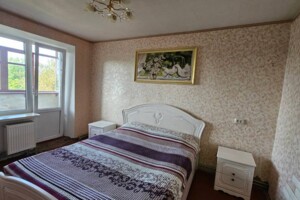 Продаж чотирикімнатної квартири в Бердичеві, на вул. Низгірецька, фото 2