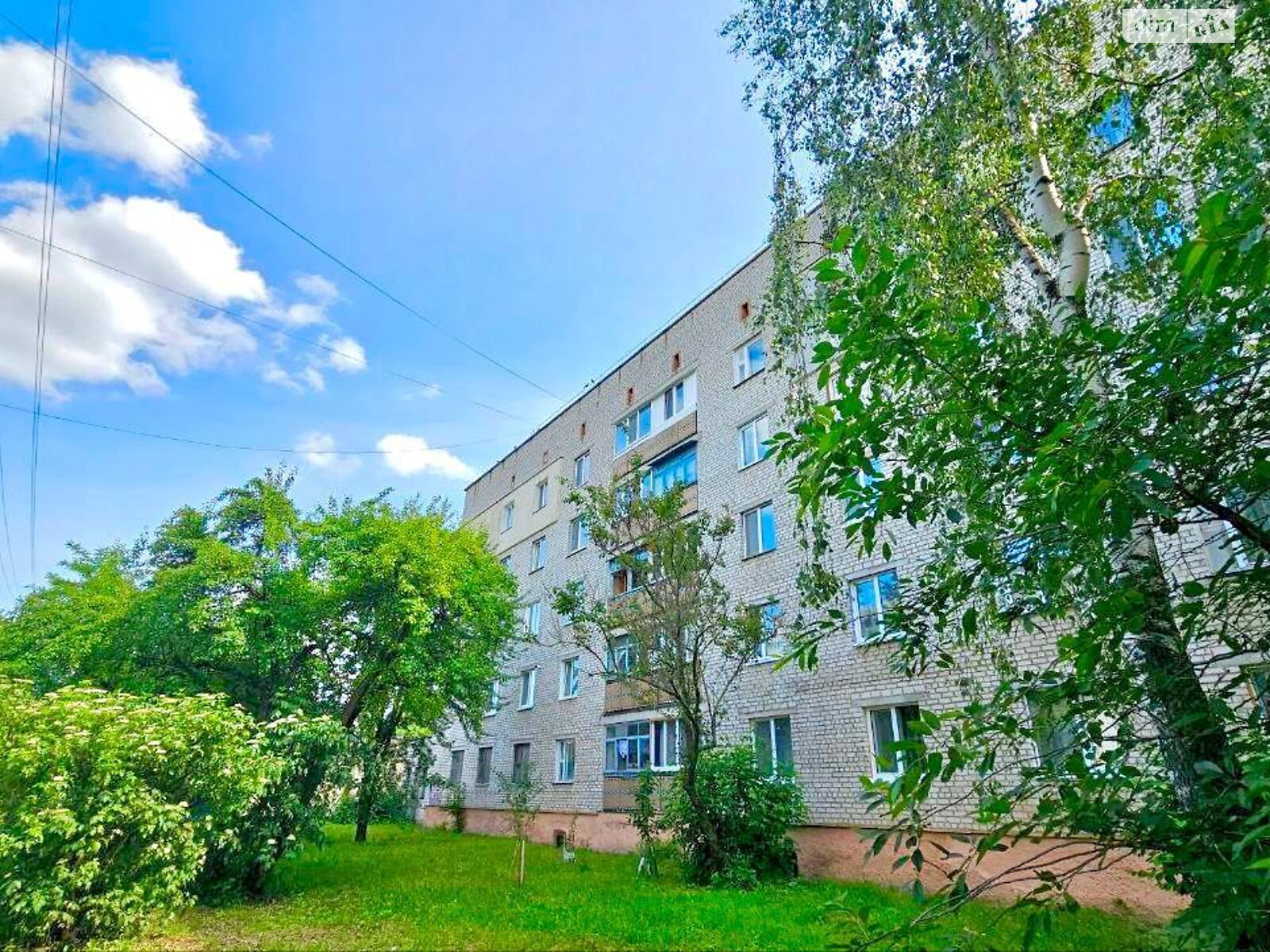 Продаж трикімнатної квартири в Бердичеві, на вул. Новоіванівська, фото 1 Продаж трикімнатної квартири в Бердичеві, на вул. Новоіванівська, фото 1